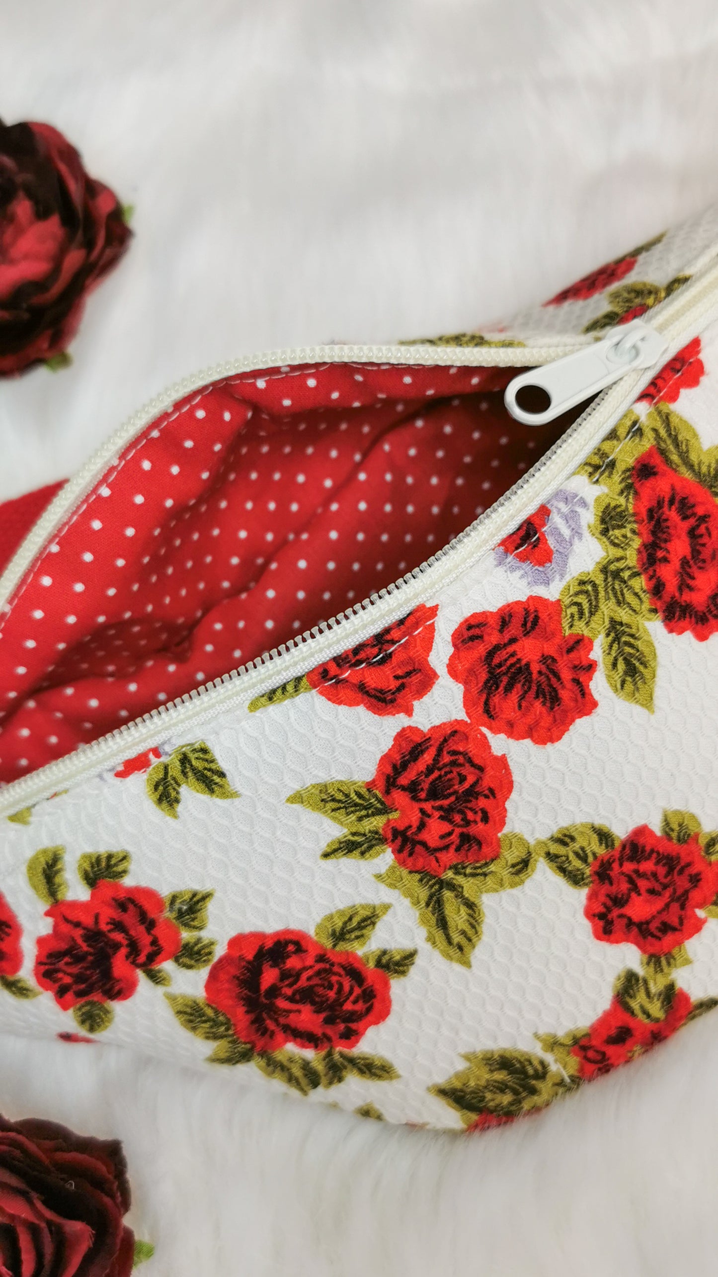 Upcycling Hipbag Bauchtasche Rosen