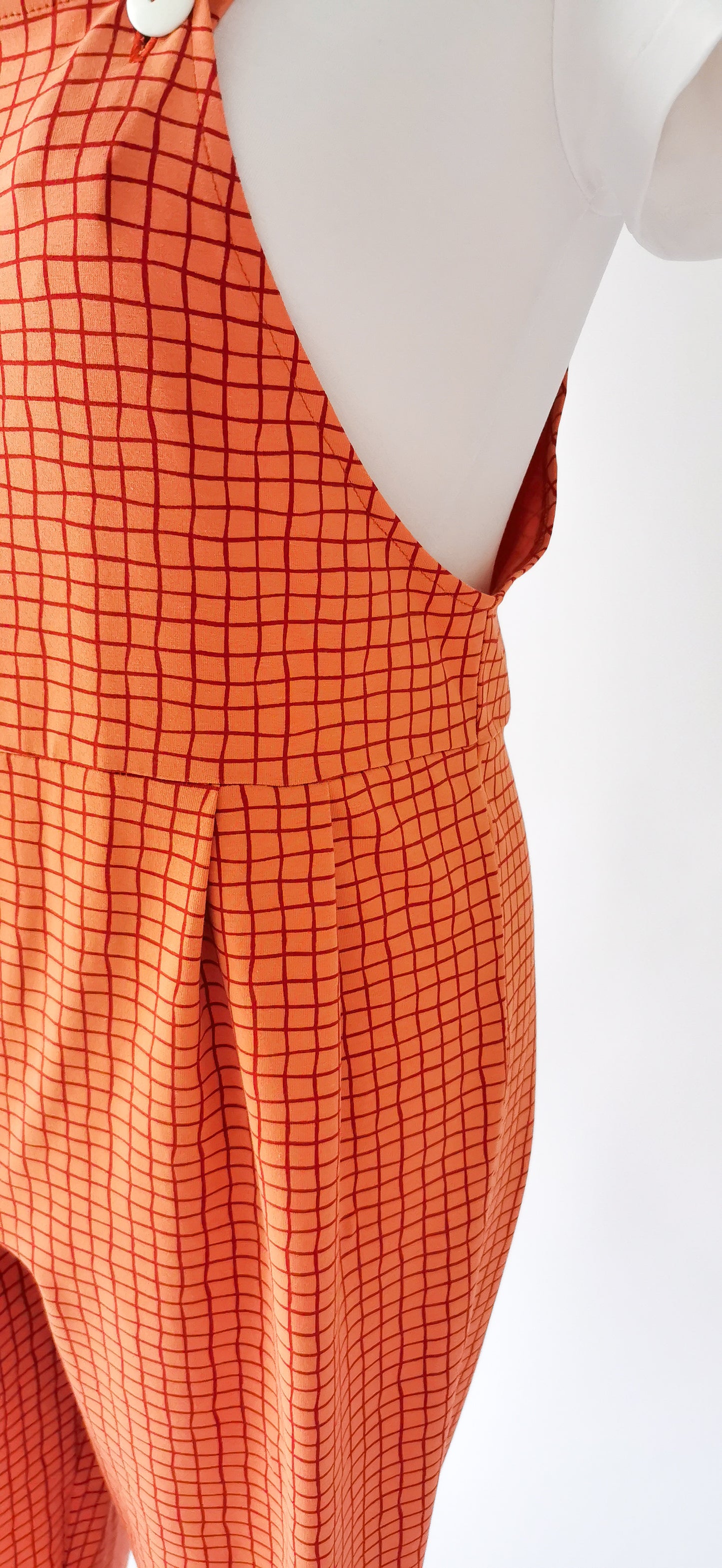 gemütliche Sommer Jersey Latzhose Kariert