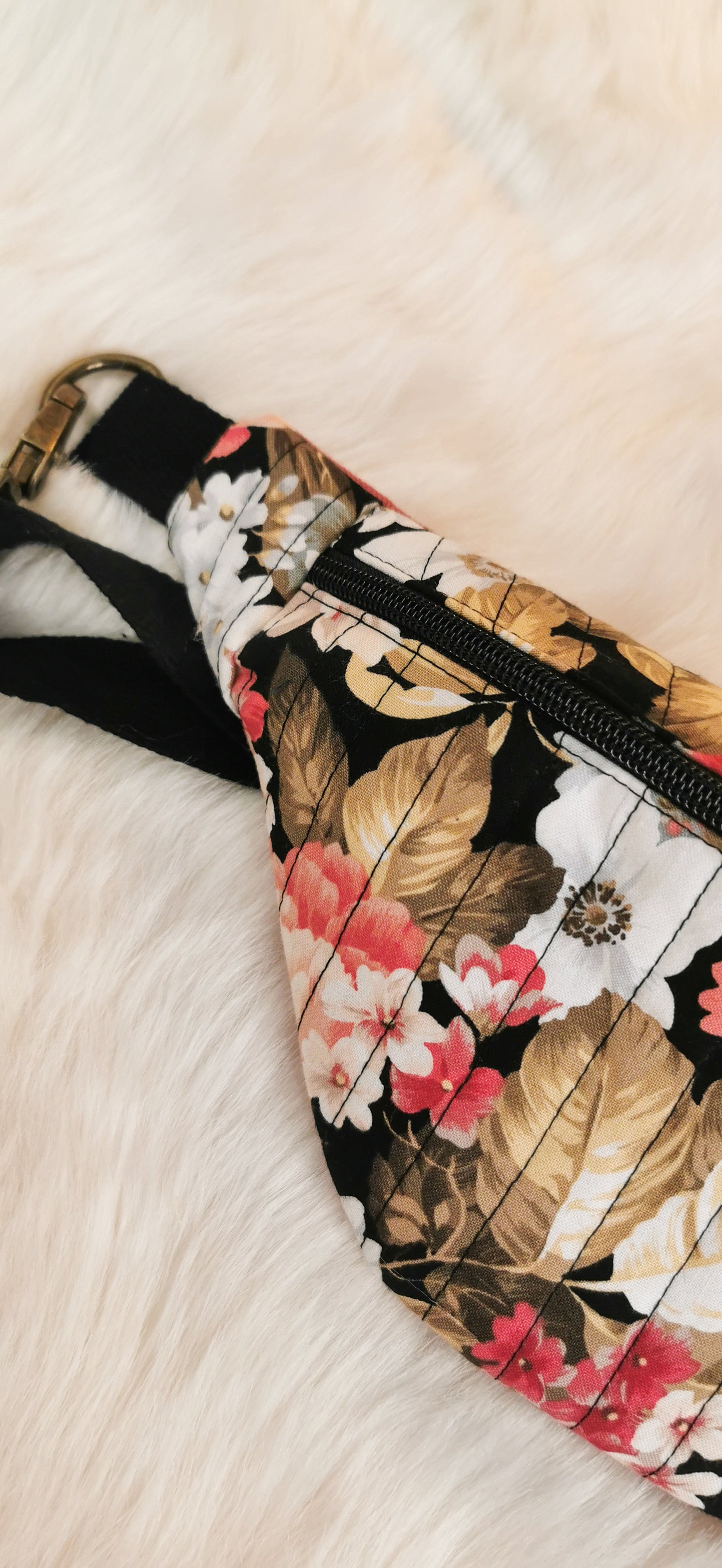 Quilt Hipbag Bauchtasche Cross Body Bag Rosé Blumen