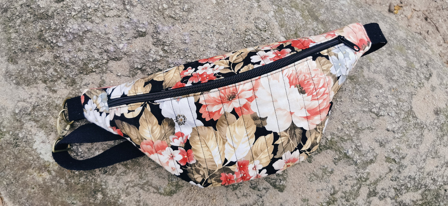 Quilt Hipbag Bauchtasche Cross Body Bag Rosé Blumen