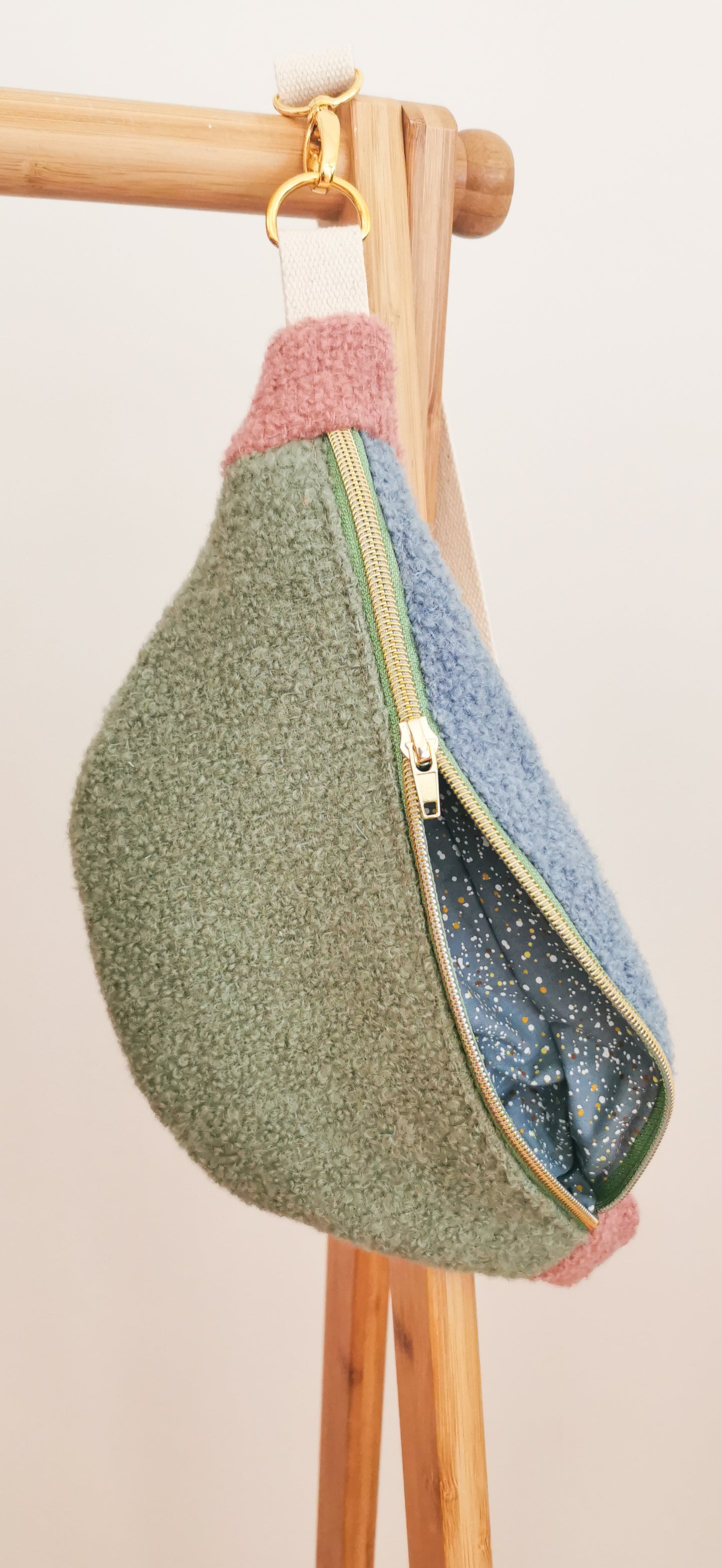 Große XL Bauchtasche Bouclé Bauchtasche Cross Body Bag Plüsch Pastell
