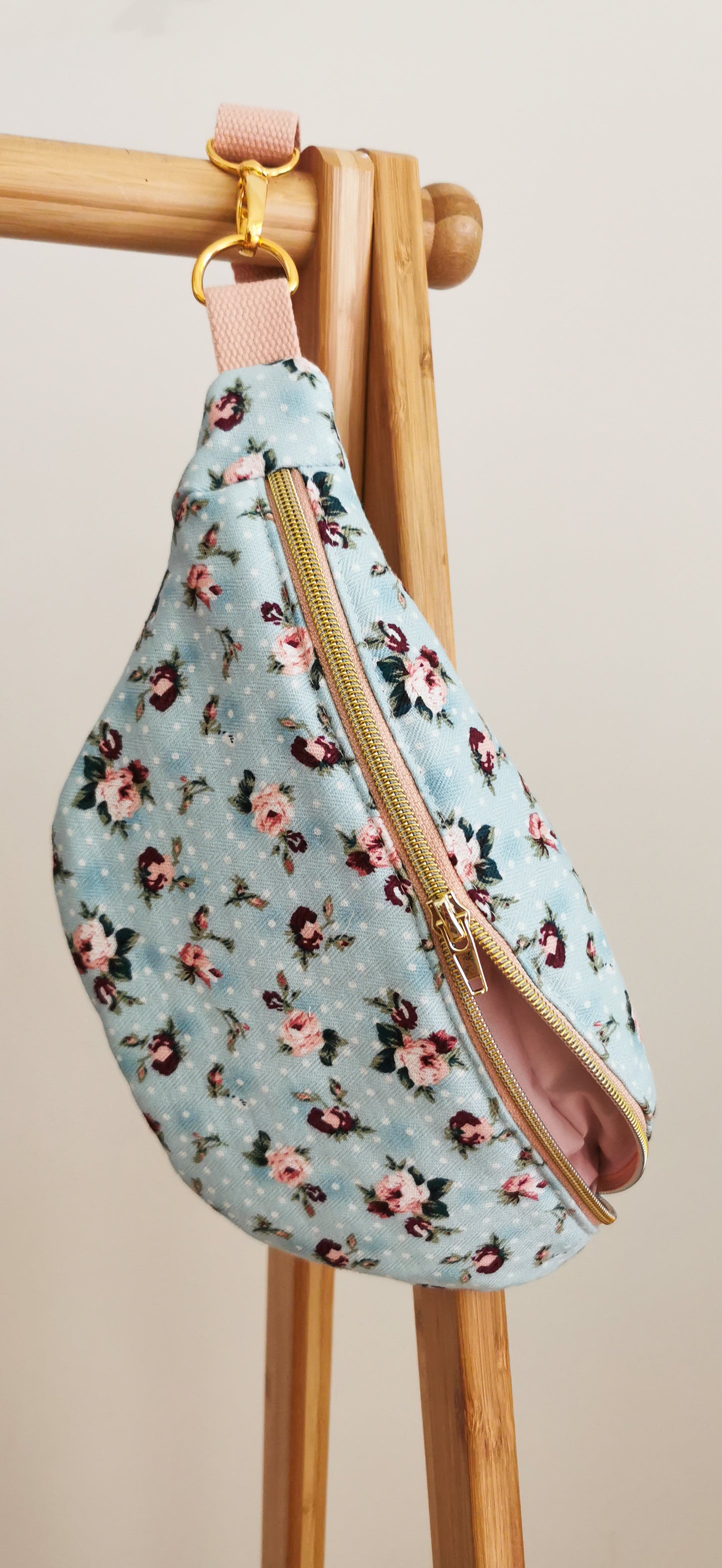 Hipbag Bauchtasche Cross Body Bag Pastell Blumen