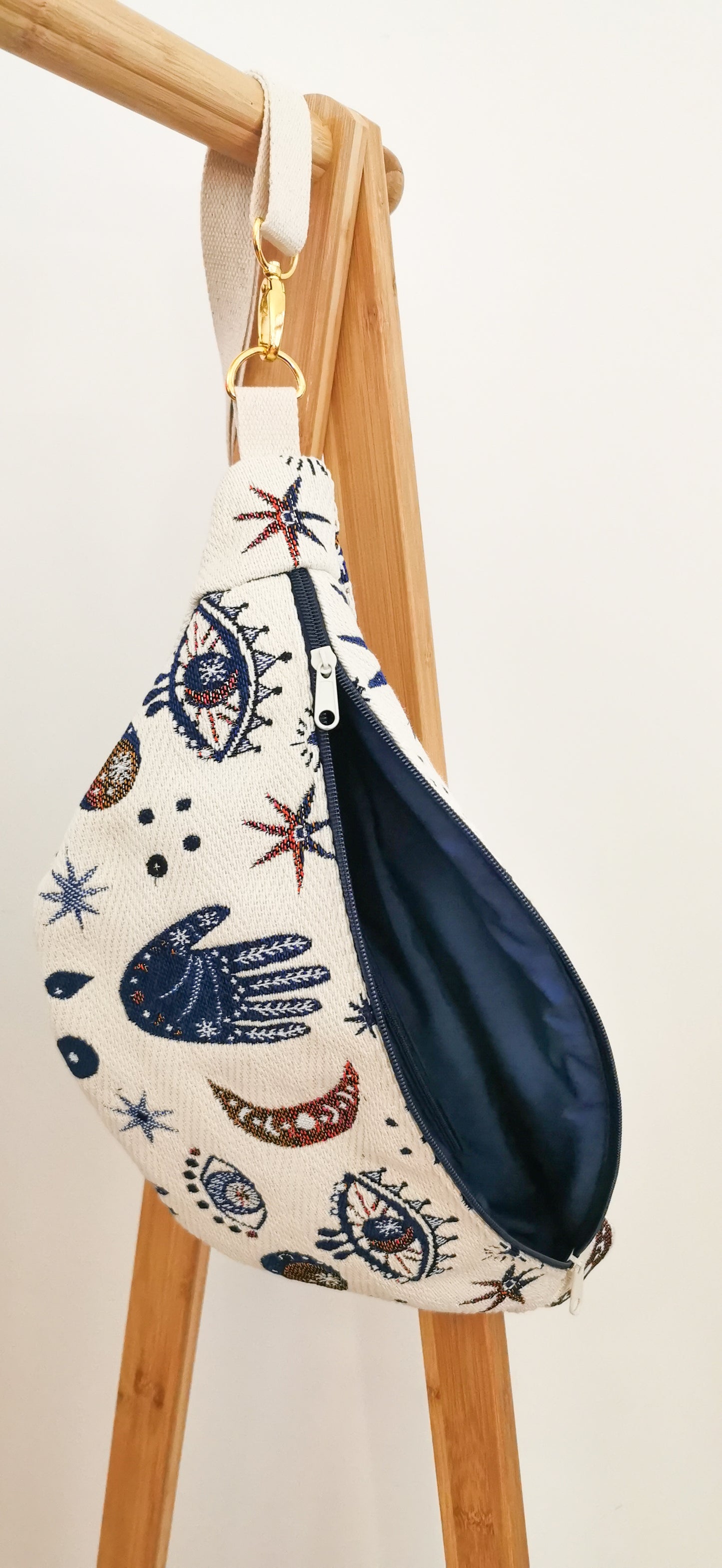 Große XL Umhängetasche Jacquard Bauchtasche Namaste