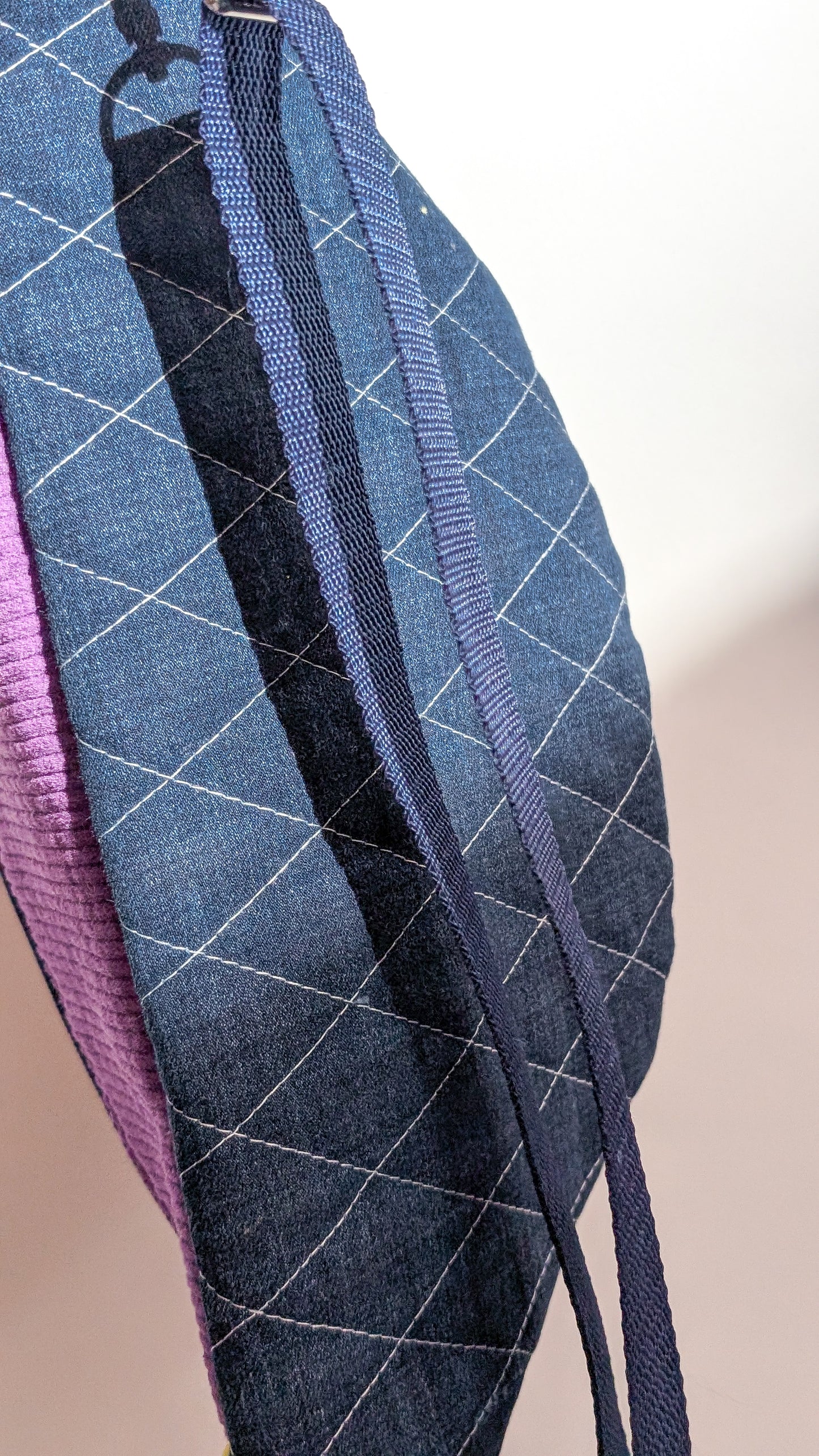 Upcycling Bauchtasche Einzelstück Jeans/Lila Leo Cord