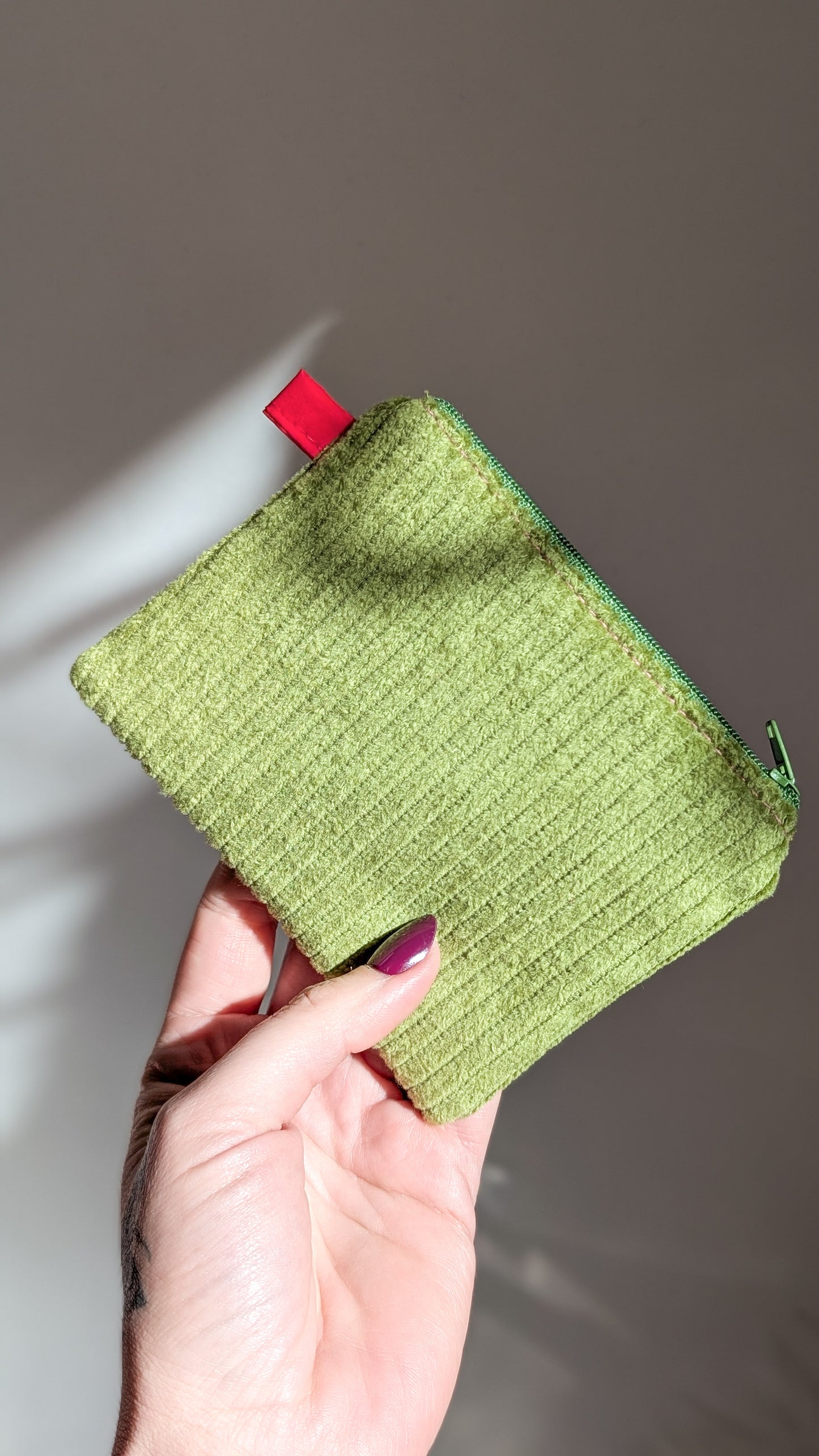 Handgemachte Bunte Kirschen Geldbörse Geldbeutel Cord Streifen Grün Rückseite