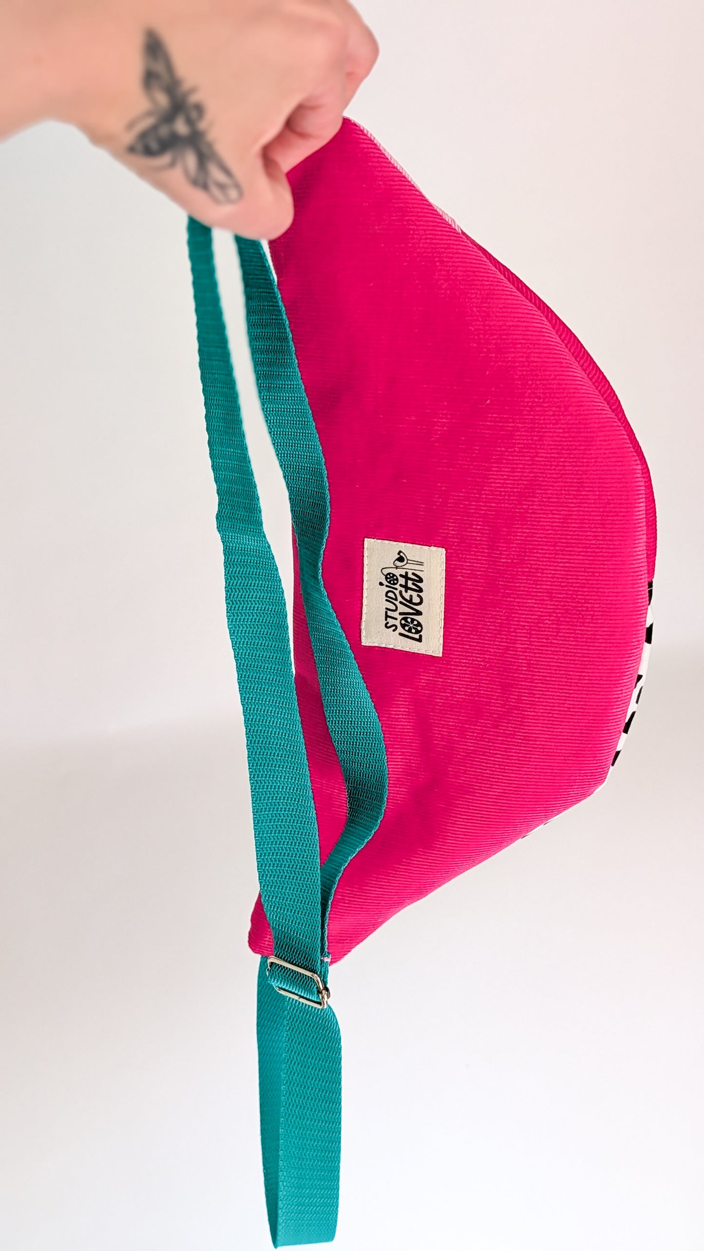 80s Cord Hipbag Bauchtasche Cross Body Bag Tupfen Dragonfruit