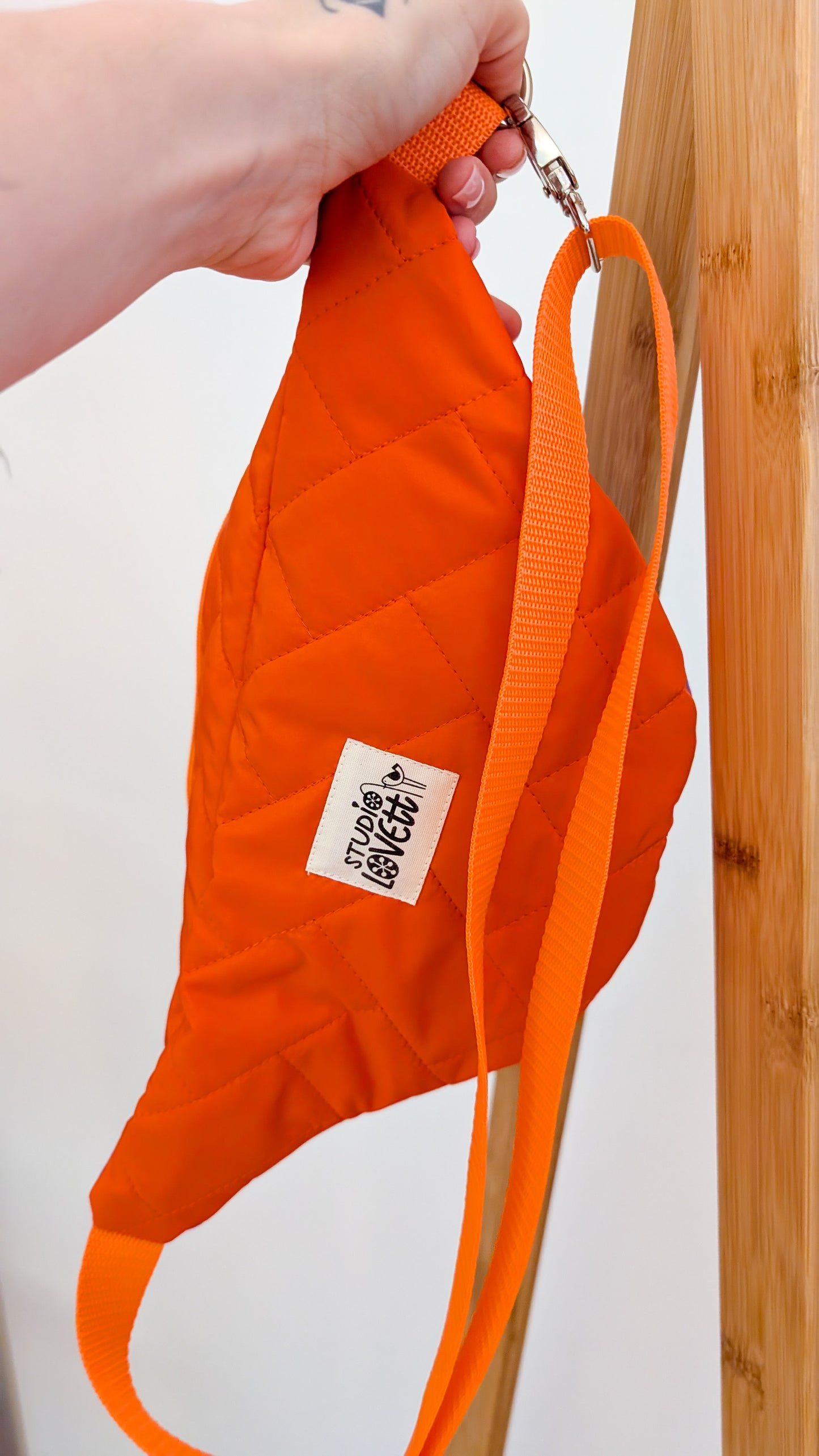 Bunte Colourblocking Hipbag Bauchtasche 70s Orange Lavendel