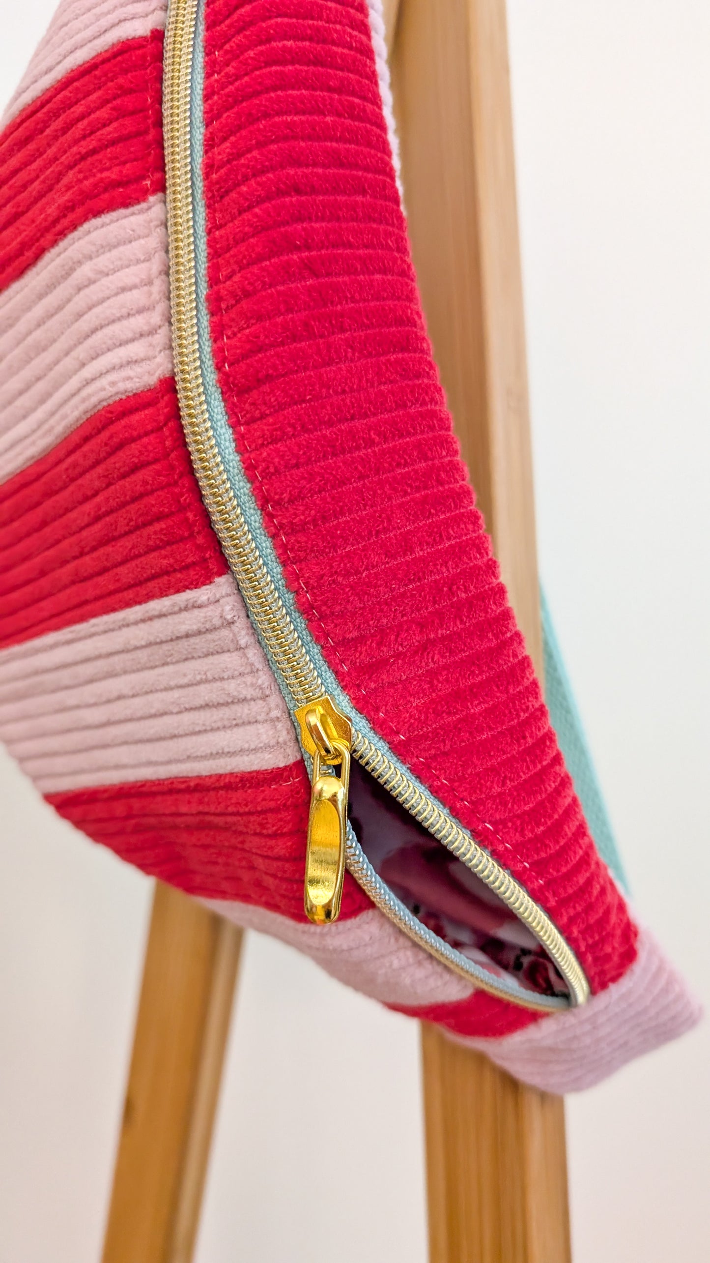 Cord Hipbag Bauchtasche Patchwork Streifen Strawberry Bag Rosé/Rot