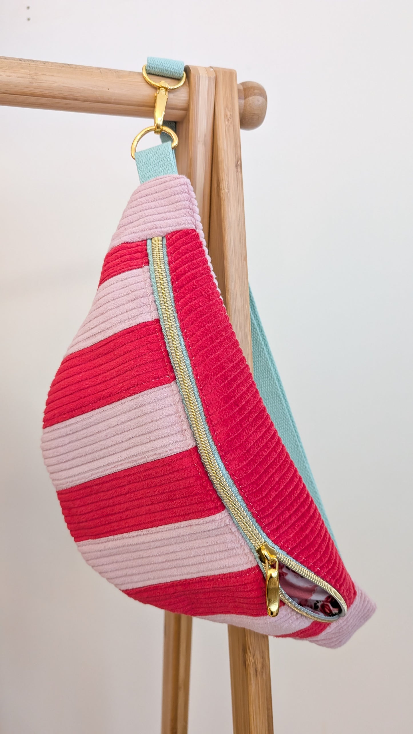 Cord Hipbag Bauchtasche Patchwork Streifen Strawberry Bag Rosé/Rot