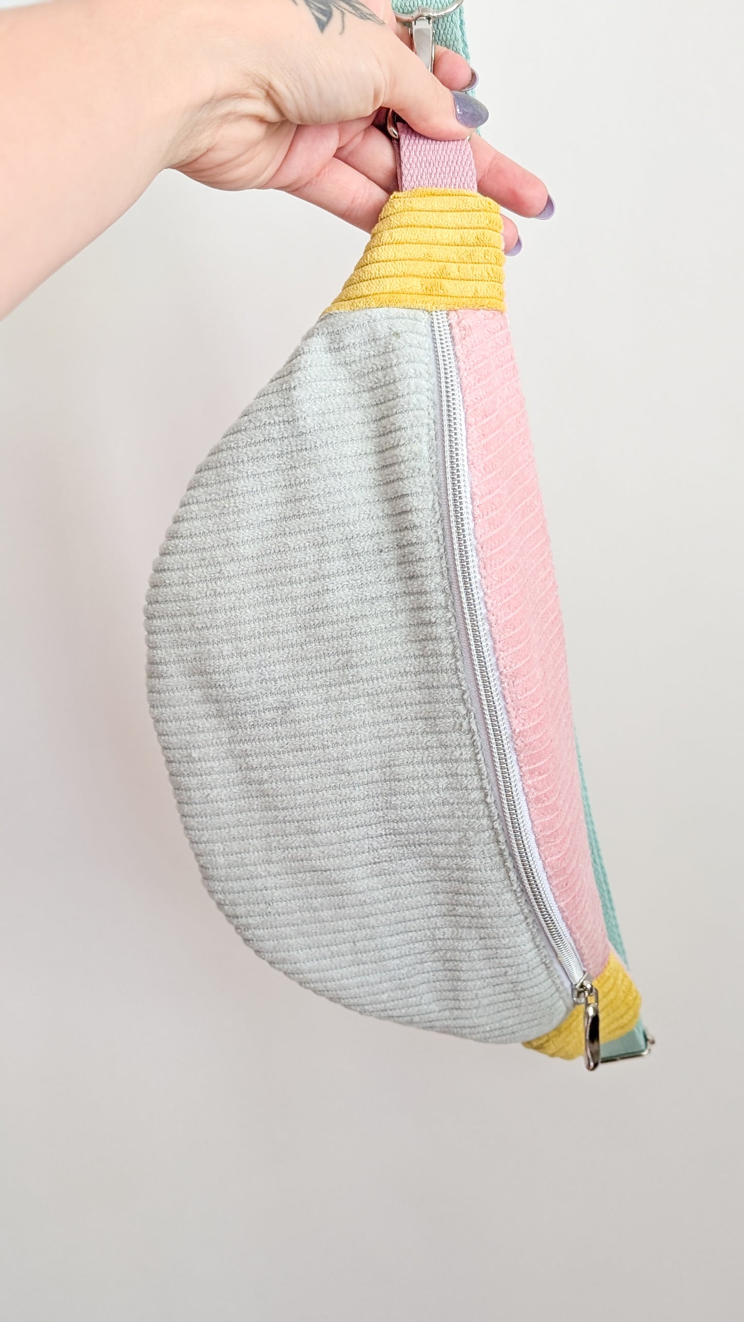 Pastell Colorblocking Cord Hipbag Bauchtasche Daisies Mint/Rosa/Gelb