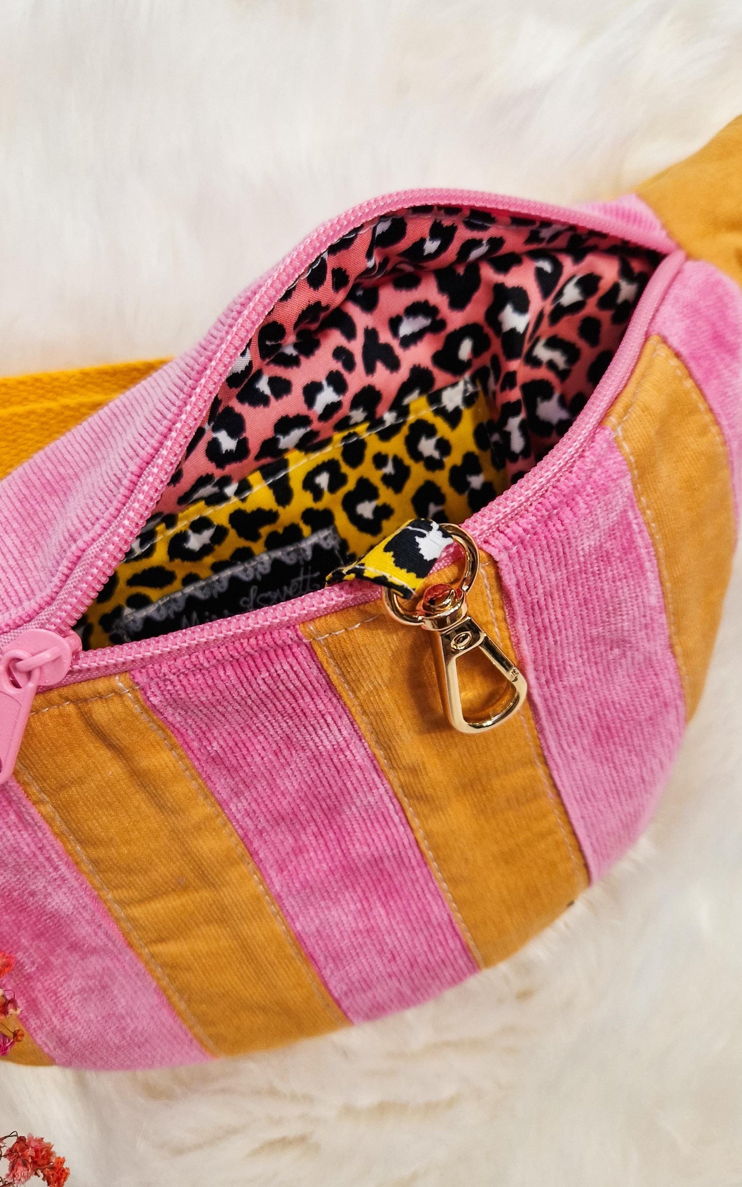 Cord Hipbag Bauchtasche Cross Body Bag Patchwork Streifen Pink/Gelb
