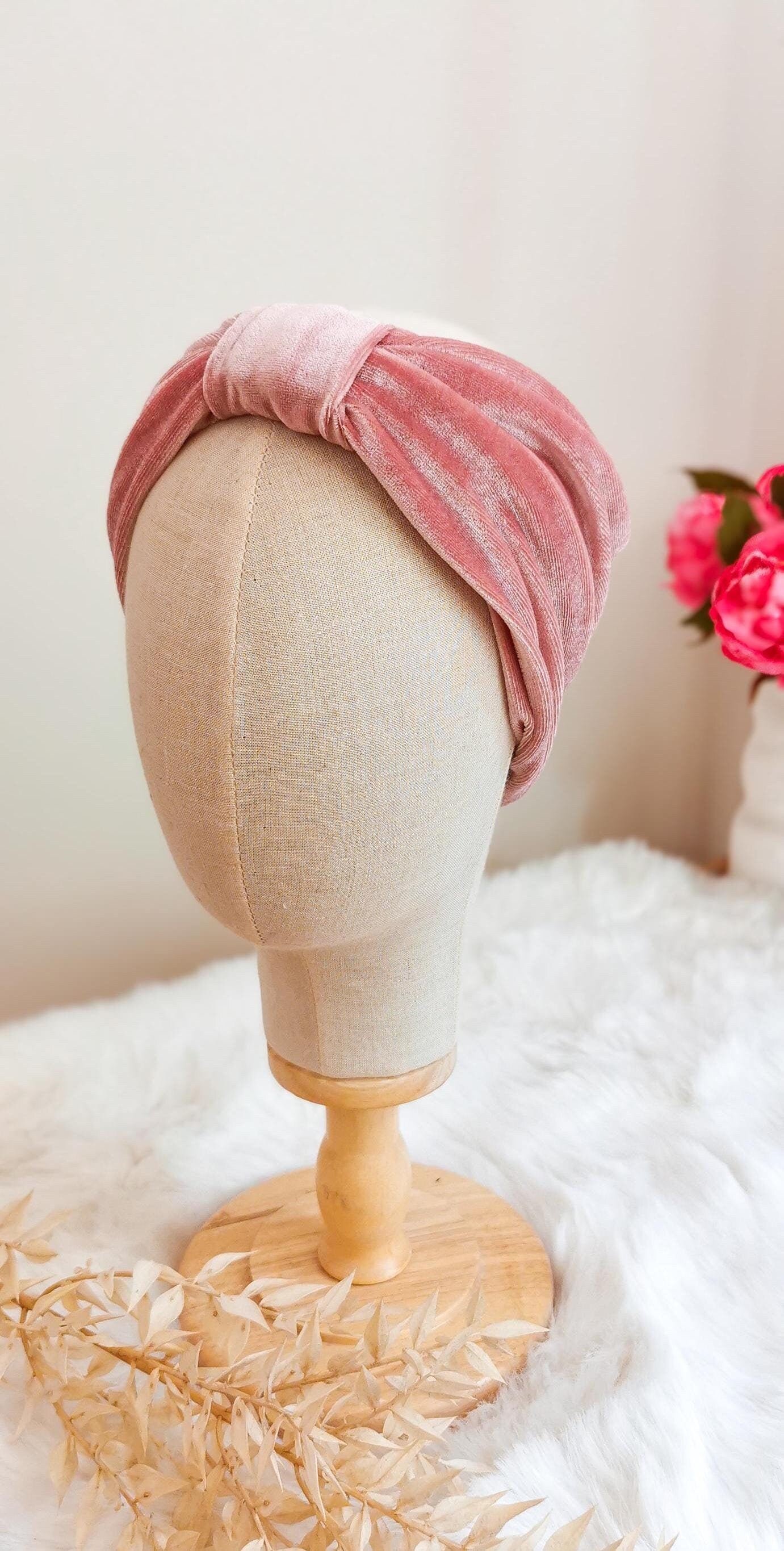 Roséfarbenes Stirnband aus stretchigem Samt