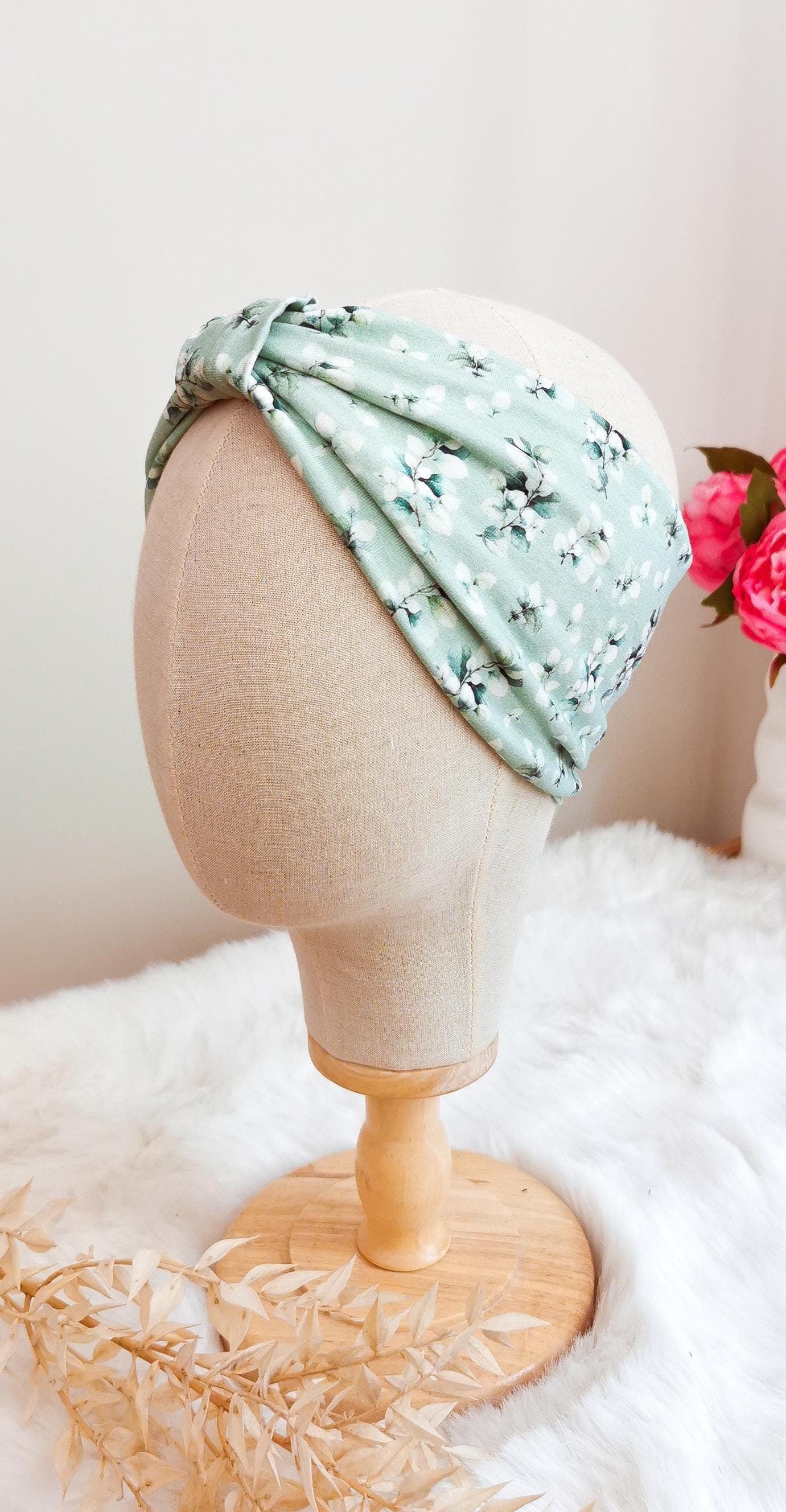 Mintfarbenes Stirnband mit Eukalyptus Print