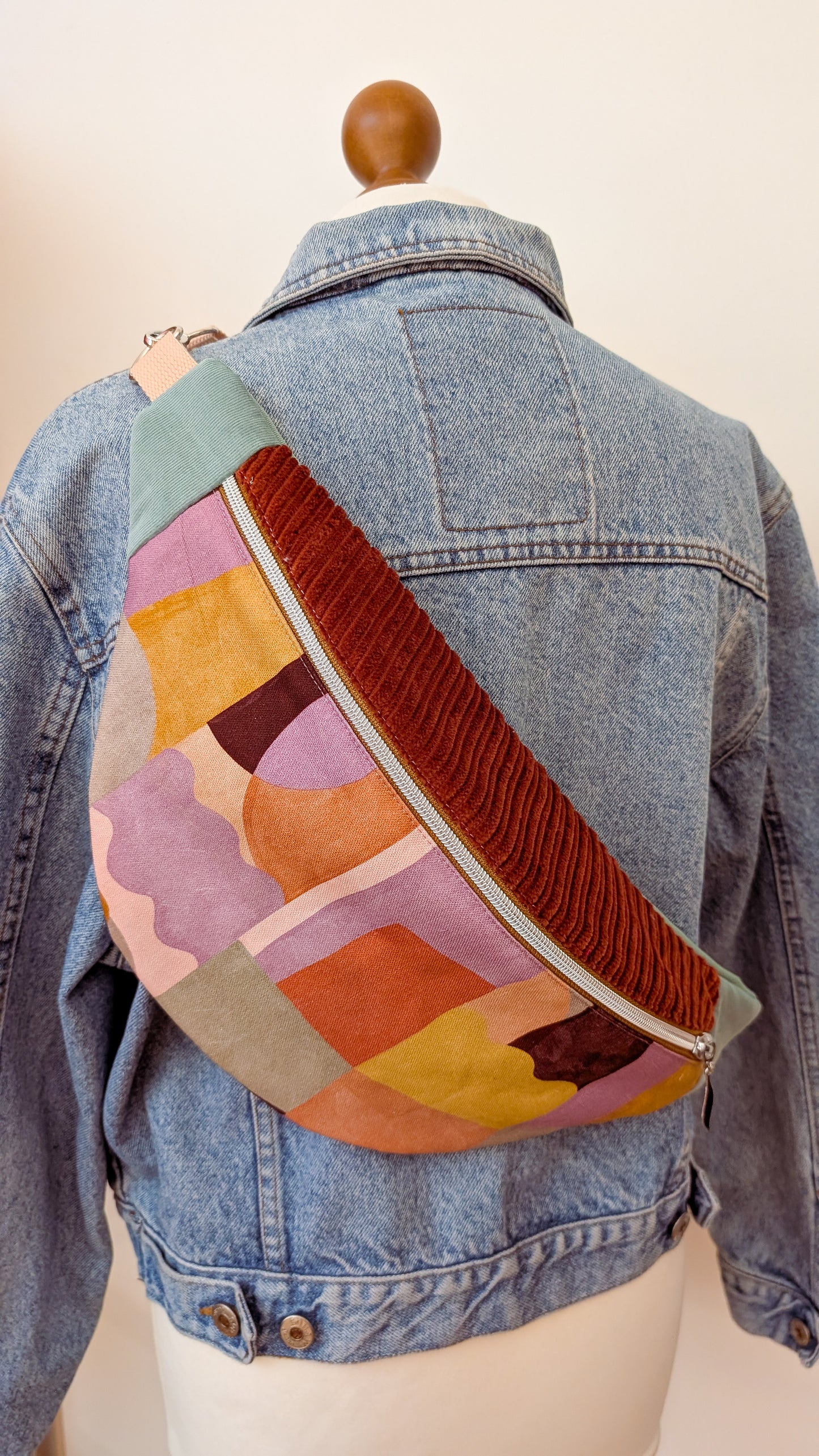 Große XL Umhängetasche Cord Canvas Bauchtasche Grafisch Bunt #2