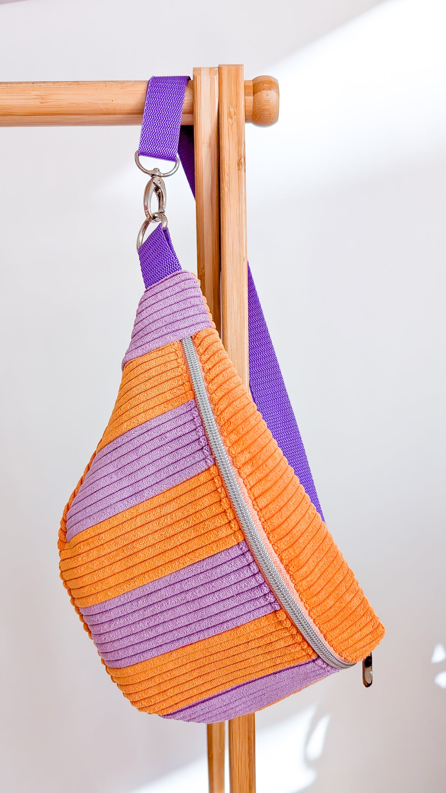 Cord Hipbag Bauchtasche Patchwork Streifen Tulip Bag Flieder/Orange