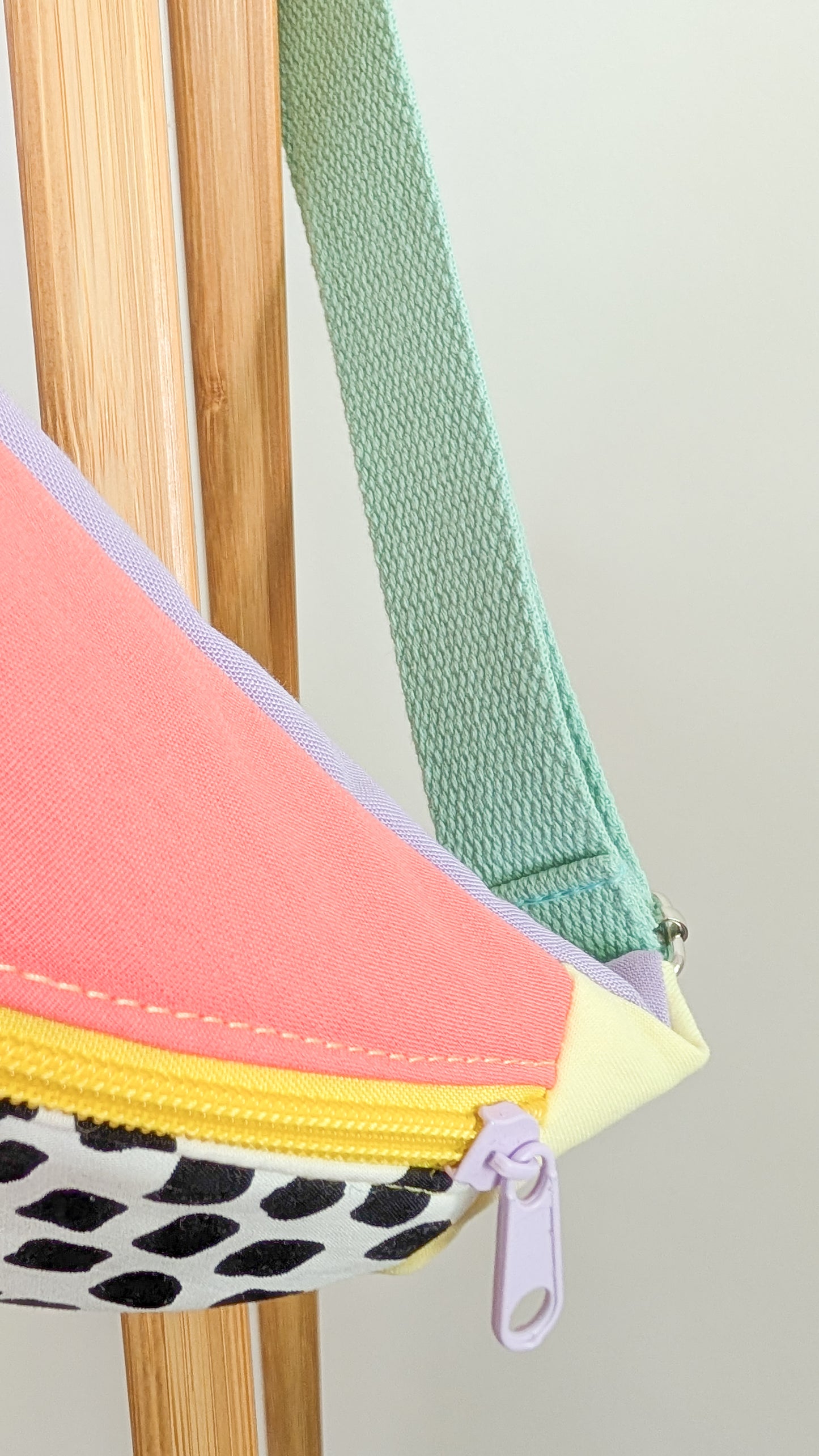 80s Hipbag Bauchtasche Cross Body Bag Tupfen Pastell