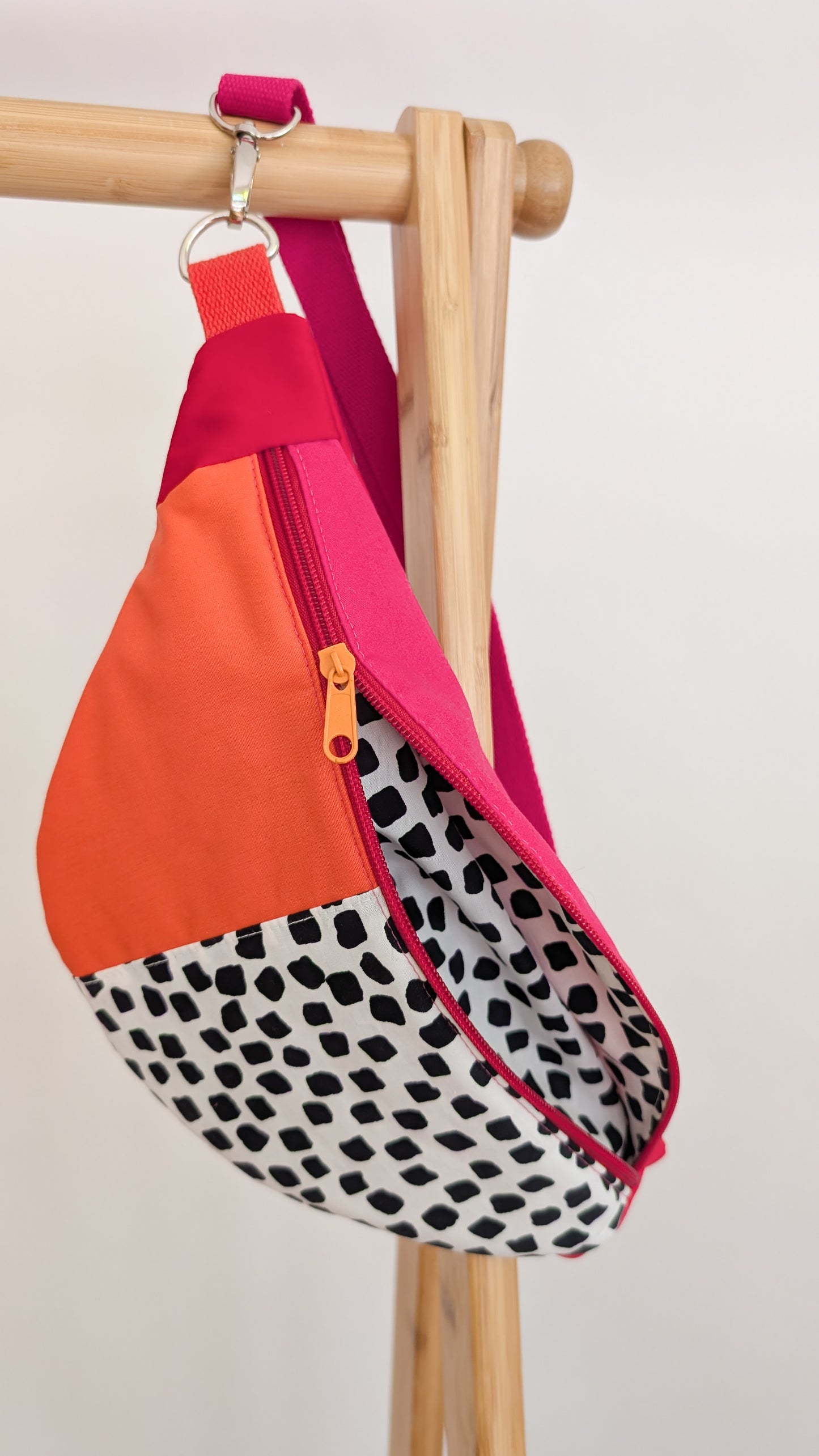 80s Hipbag Bauchtasche Cross Body Bag Tupfen Pastell Pink/Orange/Rot