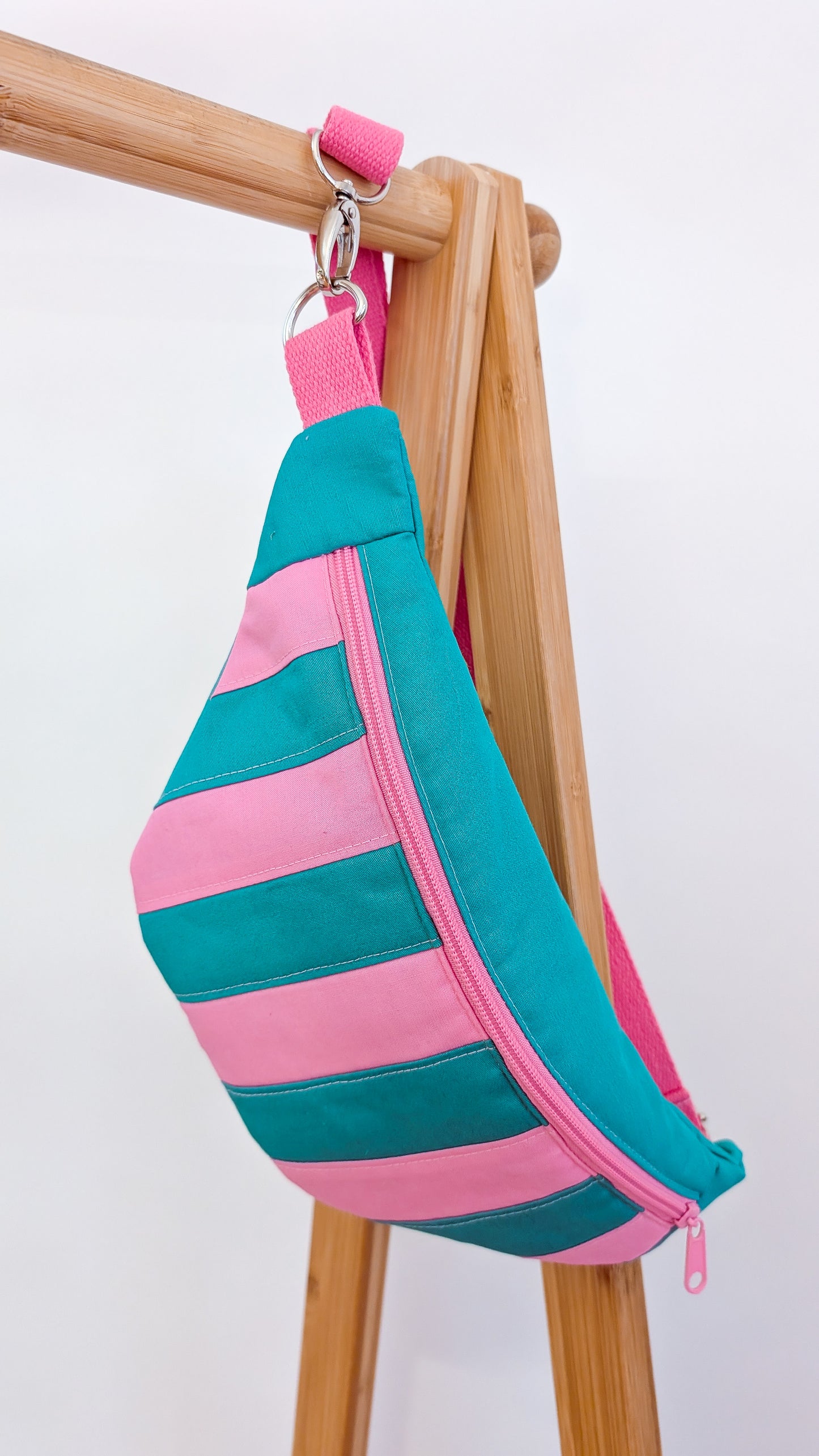 Bunte Hipbag Bauchtasche Patchwork Streifen Bag Grün/Rosa