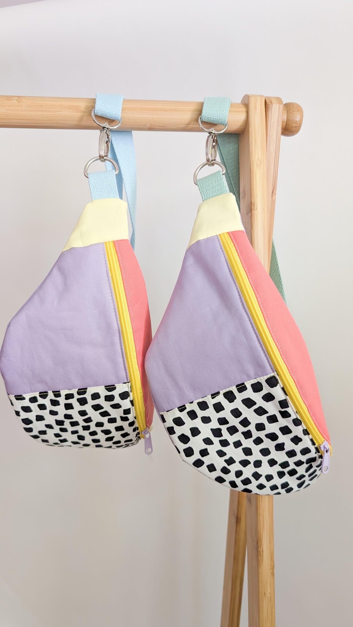80s Hipbag Bauchtasche Cross Body Bag Tupfen Pastell