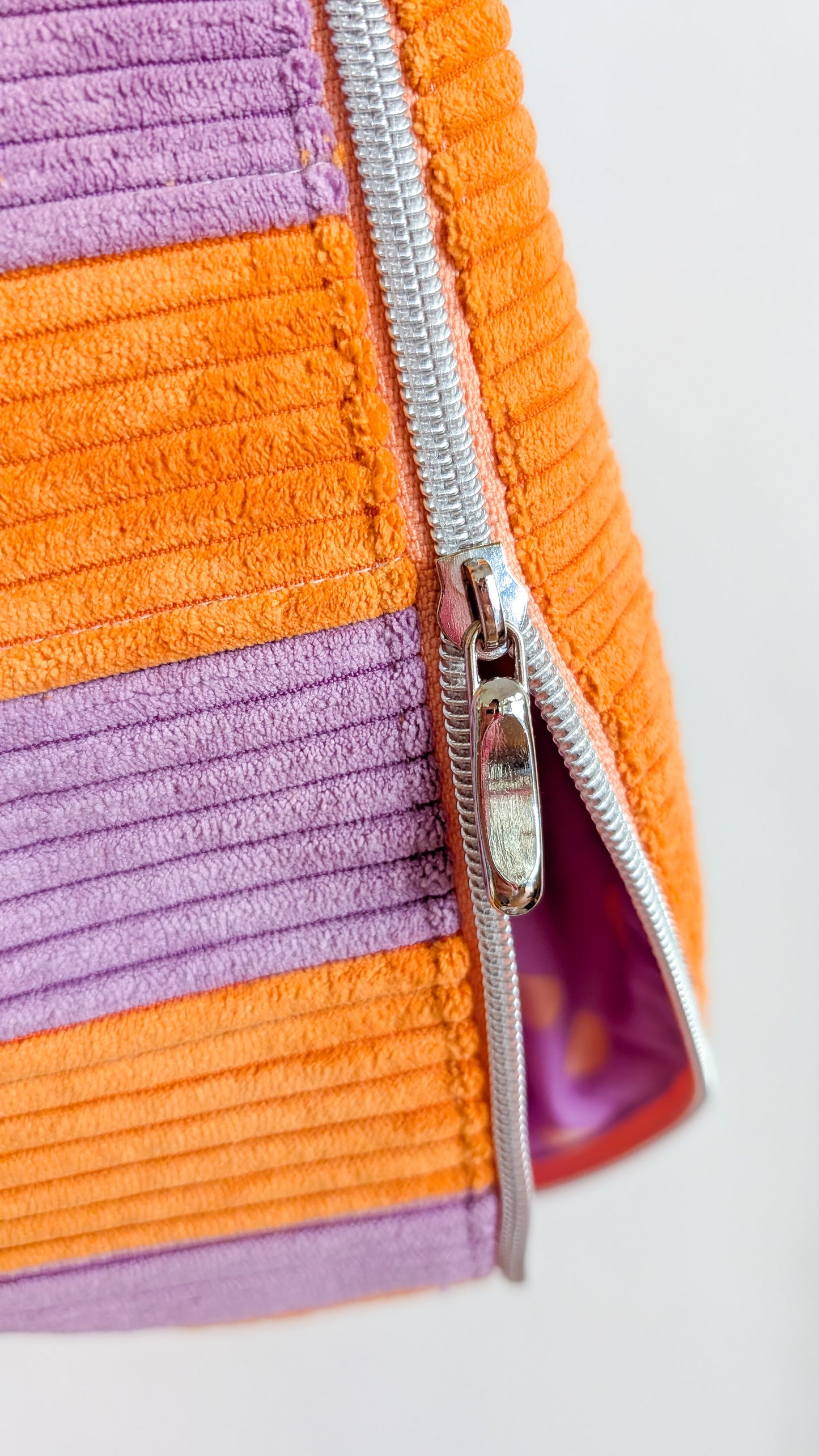 Cord Hipbag Bauchtasche Patchwork Streifen Tulip Bag Flieder/Orange