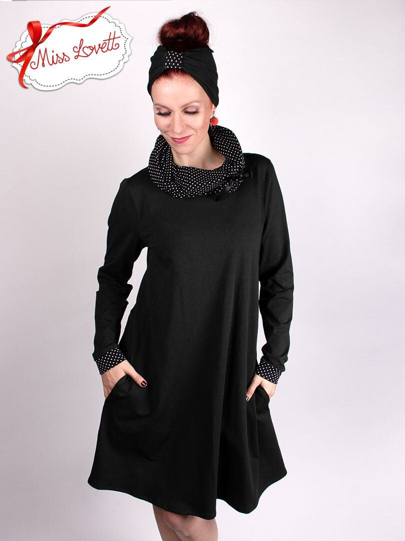 ANNA_D05 A-Line Hoodie Dress with Pockets BLACK FLOWERS