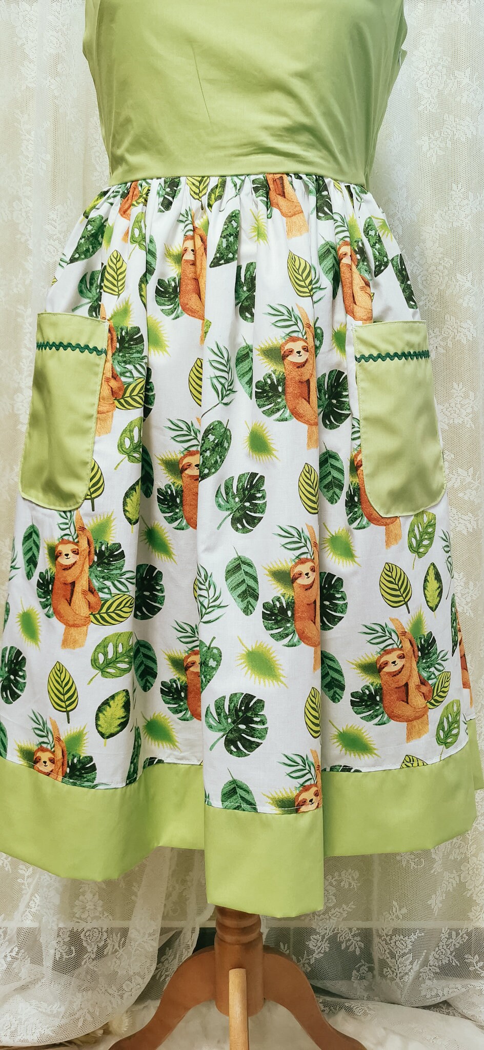 MAISIE_15 50s Swing Kleid FAULTIER Grün mit Taschen | 2XL