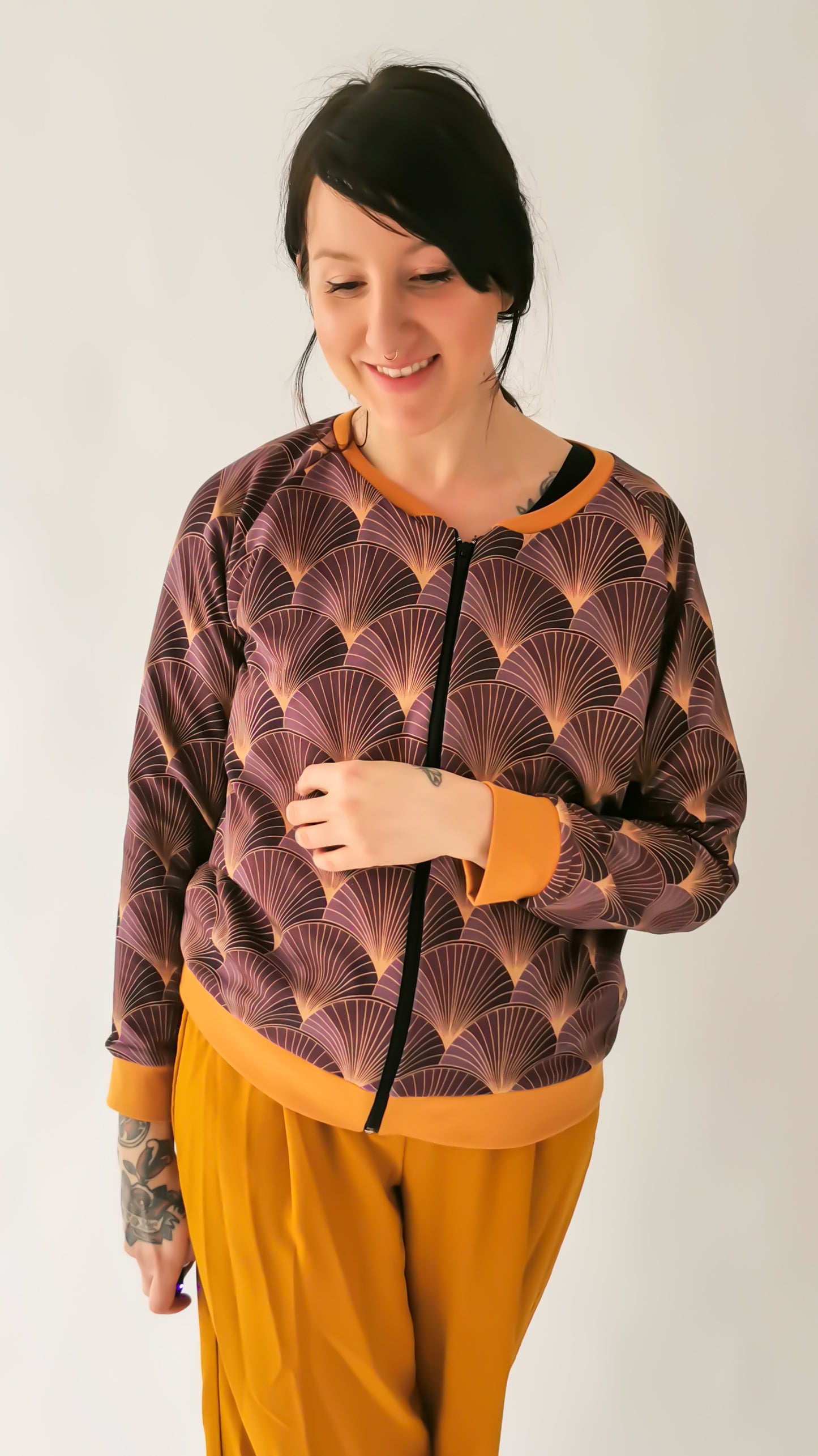 Weicher Blouson Art Deco Fächer Lila/Gold SAMPLE