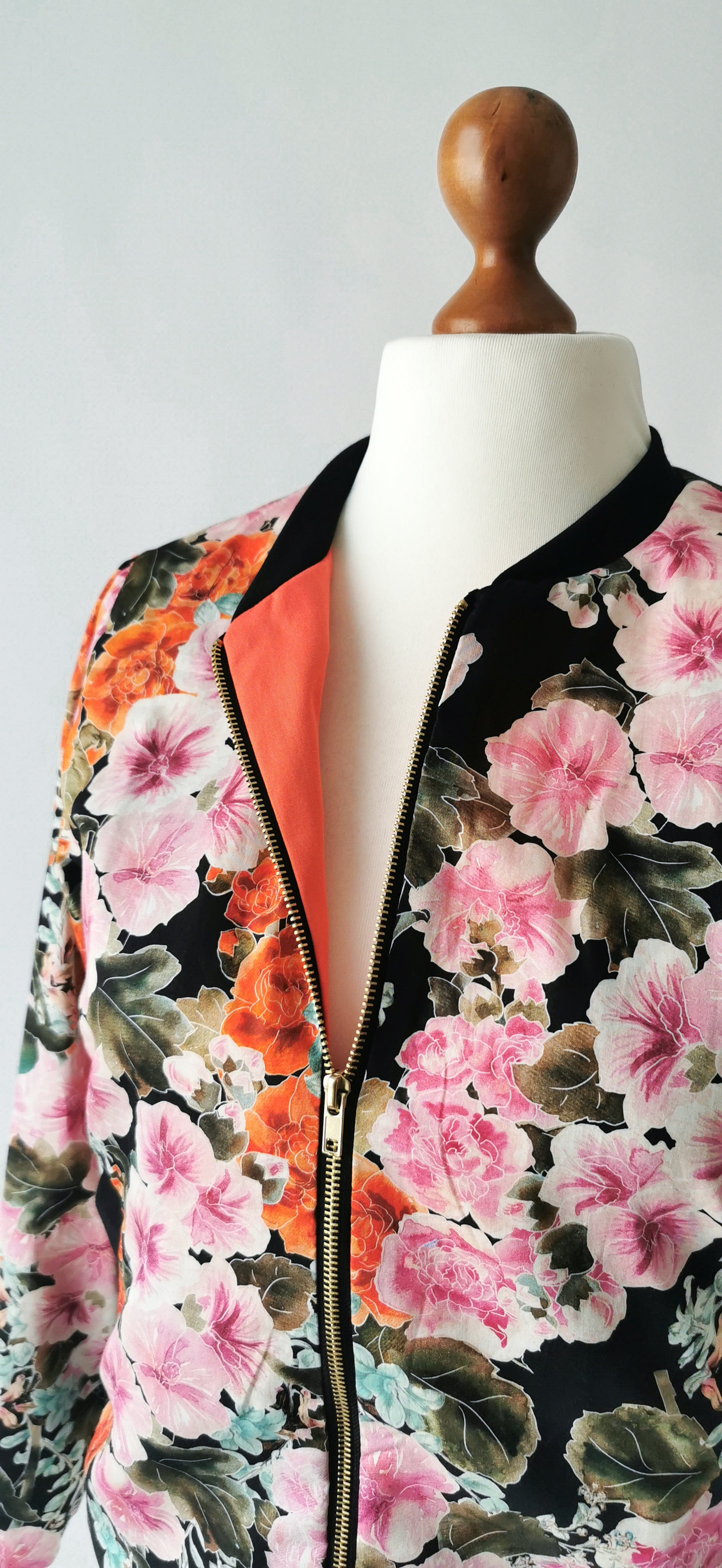 Leichter Blouson Jacke Blumen Rosa/Orange - Limitiert