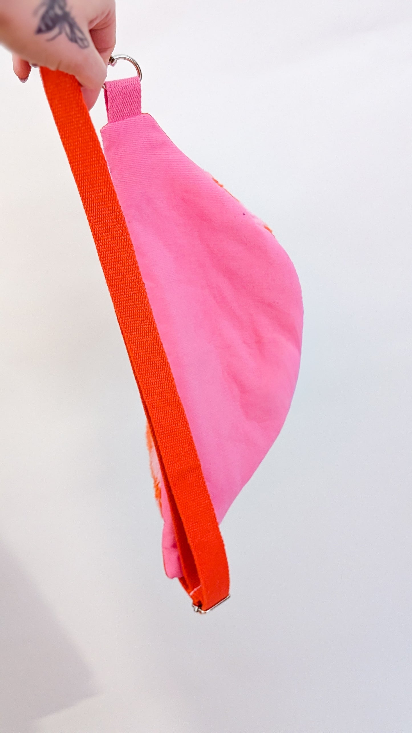 Zero Waste Bauchtasche Einzelstück Plüsch Cord Orange Pink