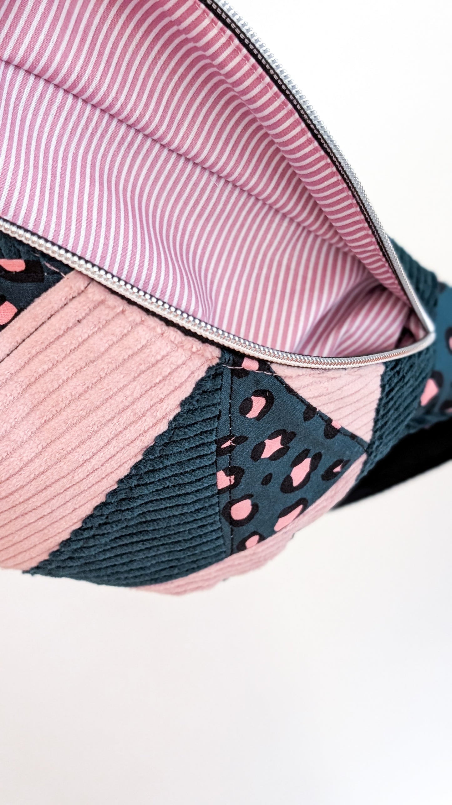 Zero Waste Bauchtasche Einzelstück Cord Rose/Petrol Leo