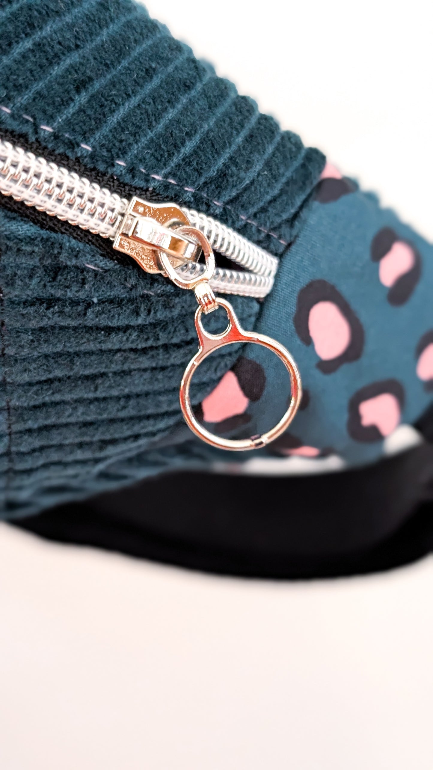 Zero Waste Bauchtasche Einzelstück Cord Rose/Petrol Leo