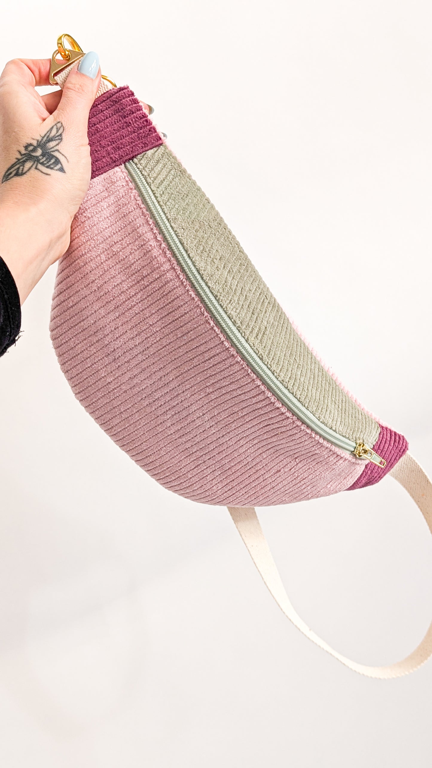 Pastell Cord Bauchtasche Hipbag Umhängetasche BIENEN Beere