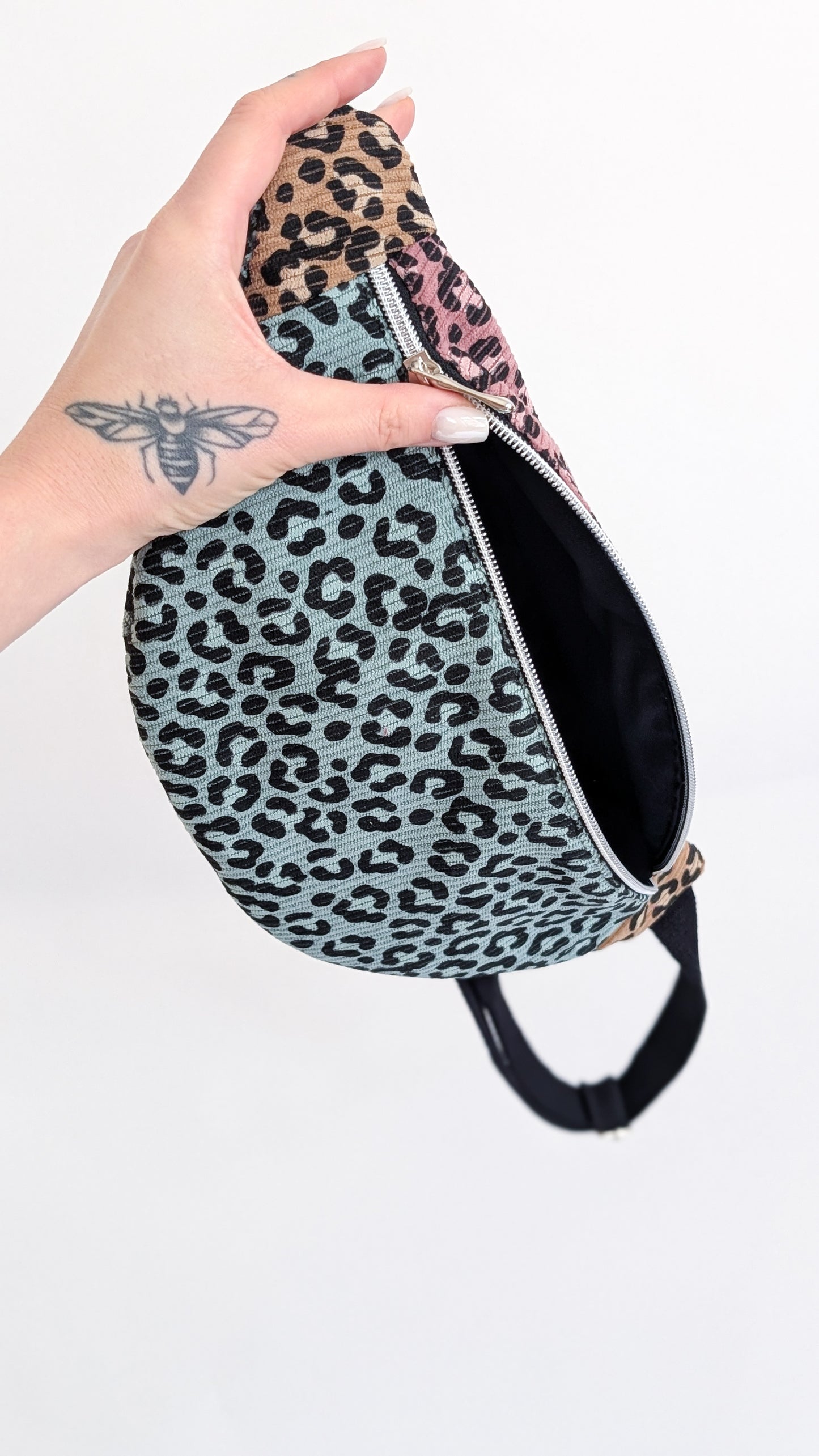 Cord Colourblock Cord Bauchtasche Hipbag Umhängetasche Pastell LEO