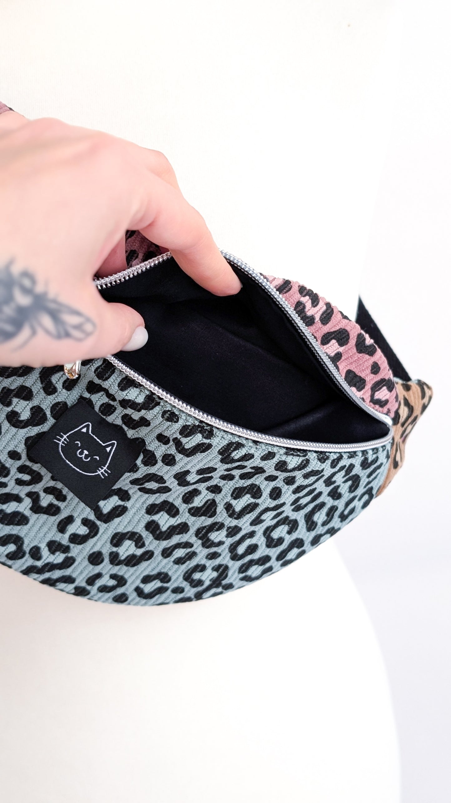 Cord Colourblock Cord Bauchtasche Hipbag Umhängetasche Pastell LEO