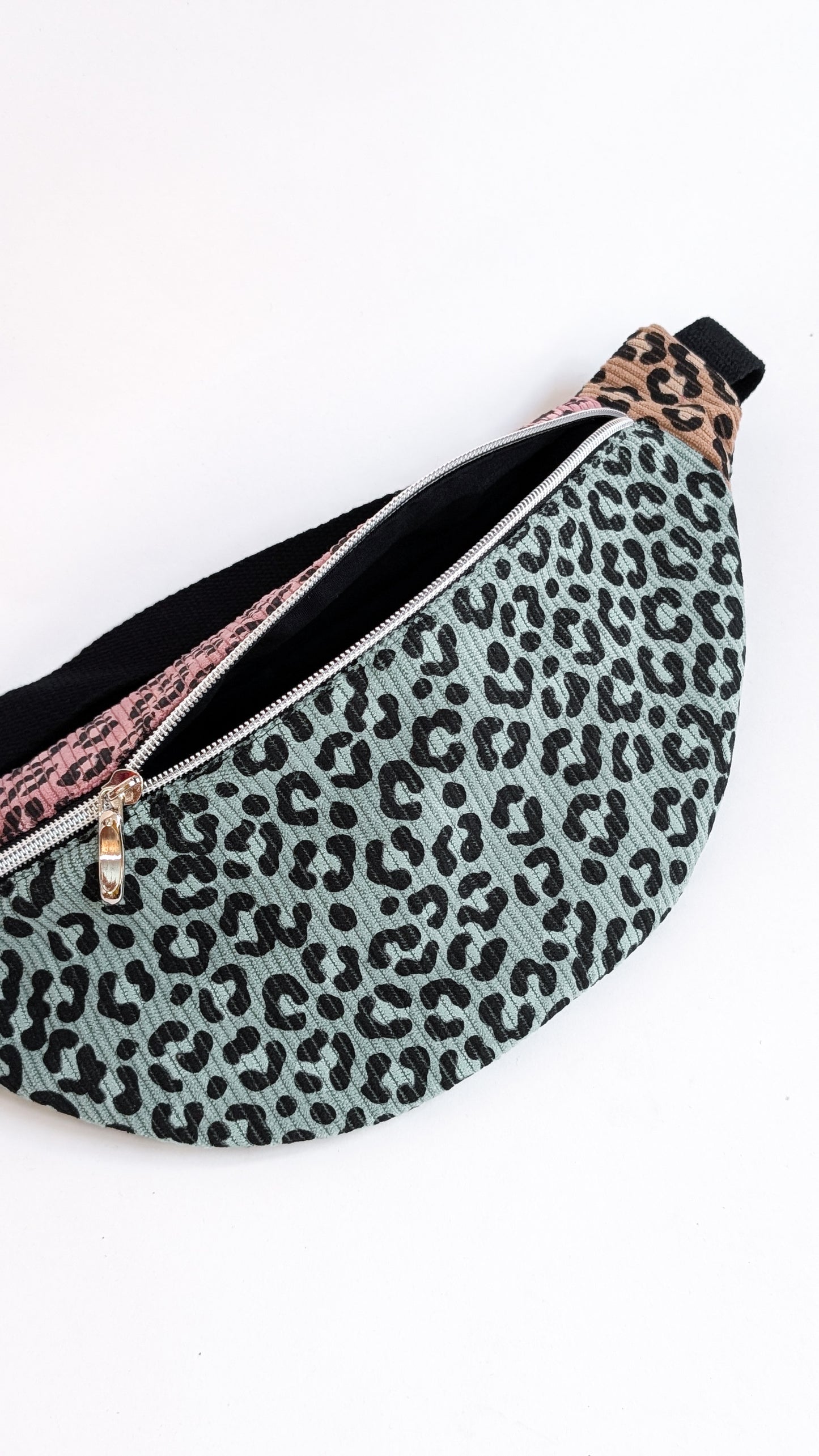 Cord Colourblock Cord Bauchtasche Hipbag Umhängetasche Pastell LEO