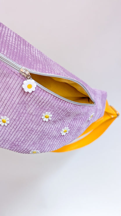 Pastell Cord Hipbag Bauchtasche Gänseblümchen Daisies FLIEDER