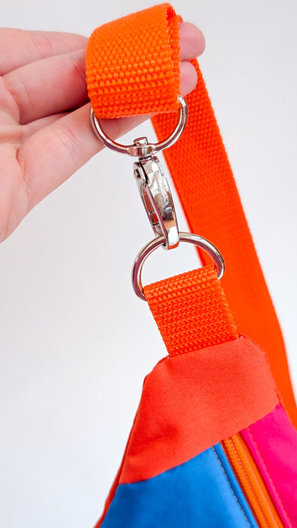 Knallige 80s Hipbag Bauchtasche Cross Body Bag Tupfen Orange Türkis Pink