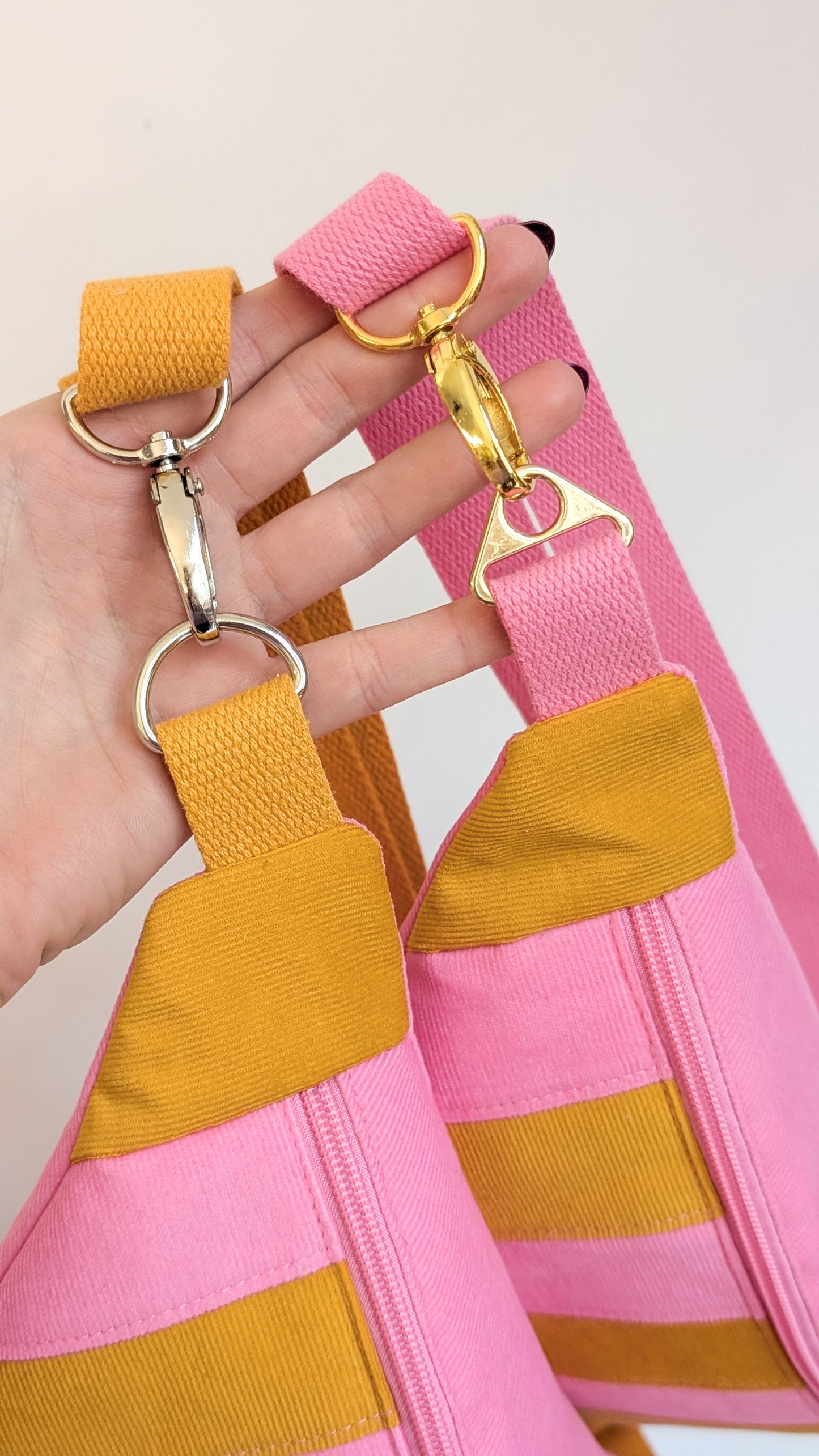 Cord Hipbag Bauchtasche Cross Body Bag Patchwork Streifen Pink/Gelb