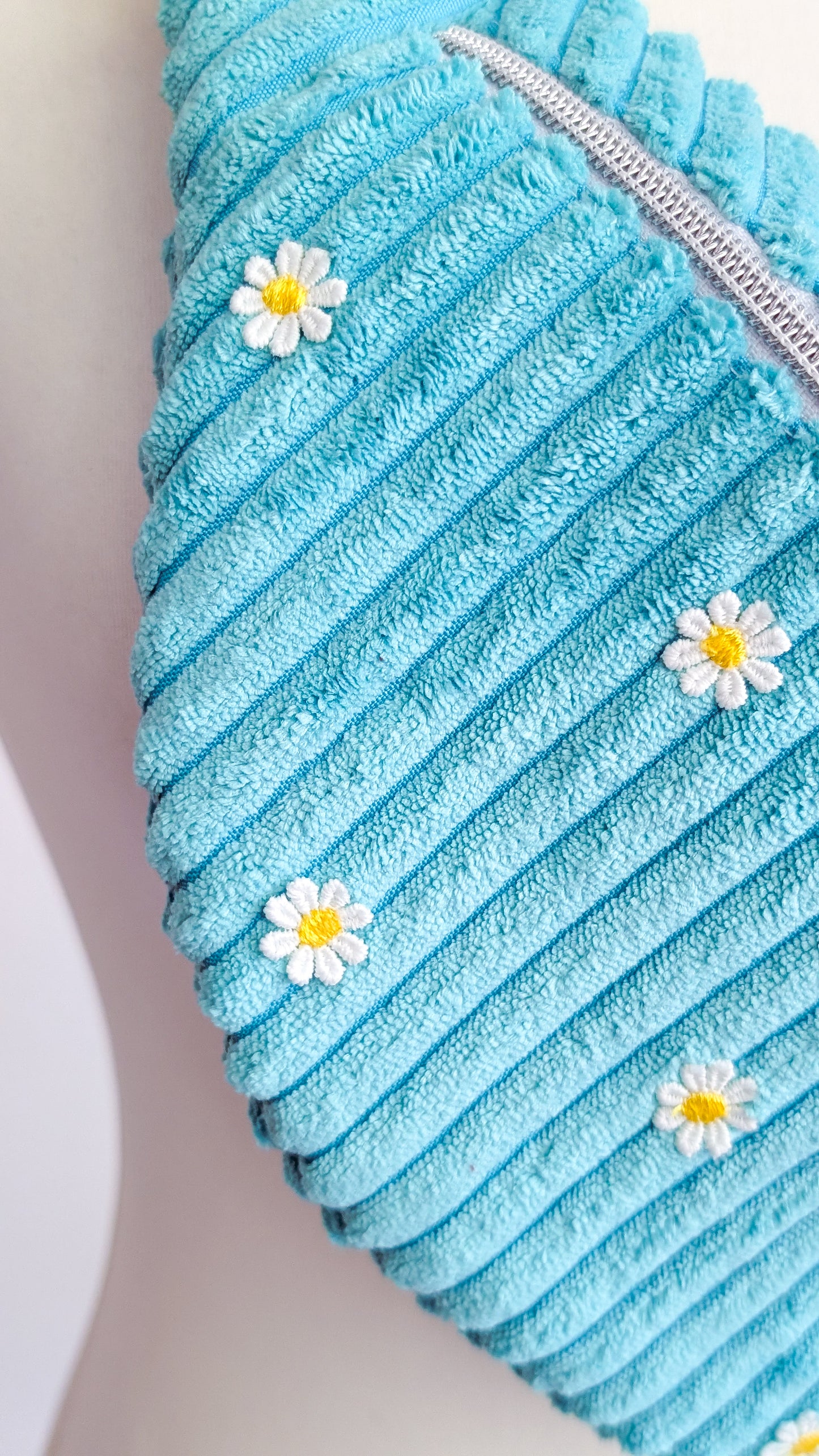 Bunte Cord Hipbag Bauchtasche Gänseblümchen Daisies TÜRKIS
