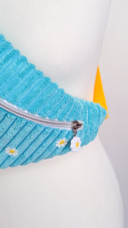 Bunte Cord Hipbag Bauchtasche Gänseblümchen Daisies TÜRKIS