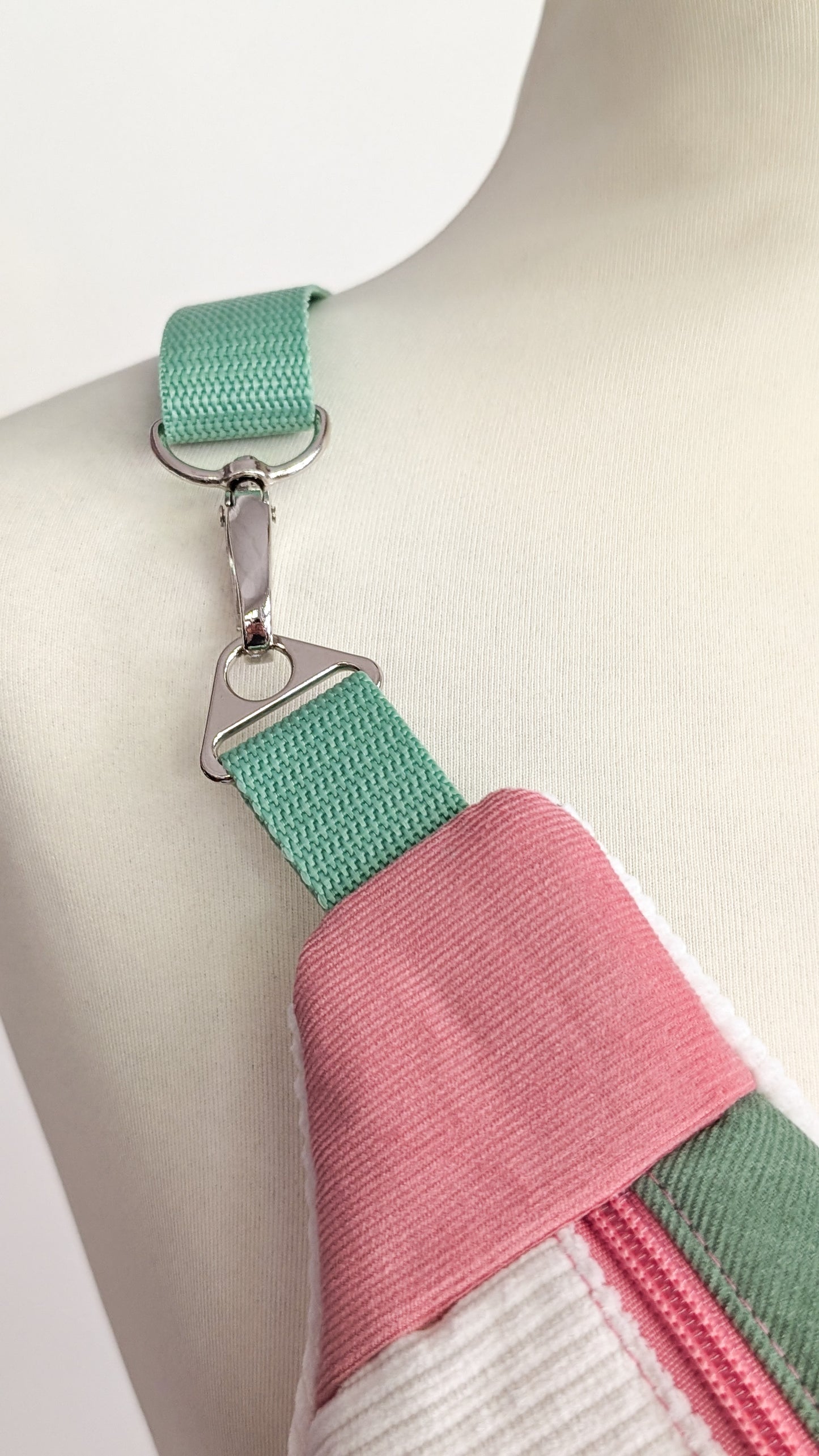 More Amore Color Blocking Cord Bauchtasche Daisies Rosé/Grün/Creme #2