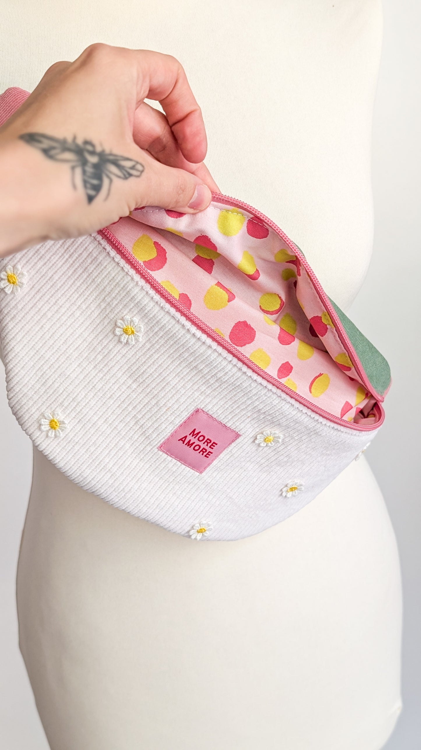 More Amore Color Blocking Cord Bauchtasche Daisies Rosé/Grün/Creme #2