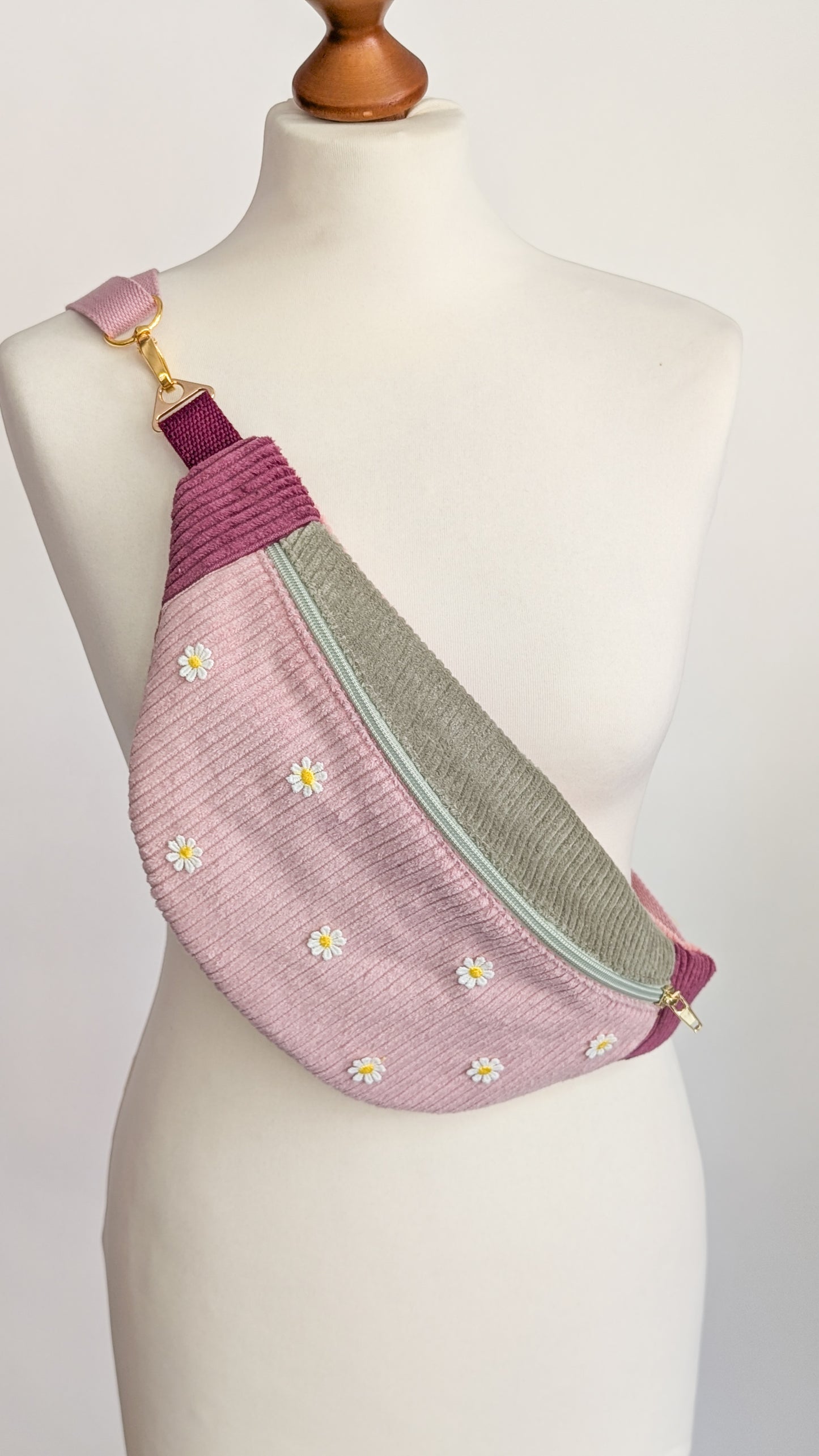 Color Blocking Cord Bauchtasche Daisy Gänseblümchen BIENEN Beere