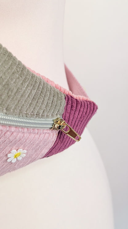 Color Blocking Cord Bauchtasche Daisy Gänseblümchen BIENEN Beere