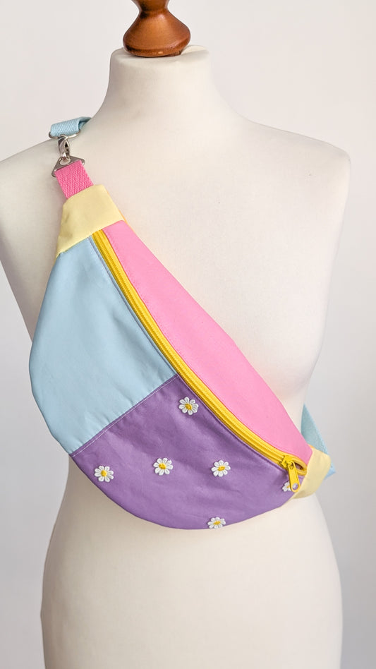 Bunte Pastell Zero Waste Daisy Bauchtasche Cross Body Einzelstück