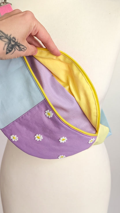 Bunte Pastell Zero Waste Daisy Bauchtasche Cross Body Einzelstück