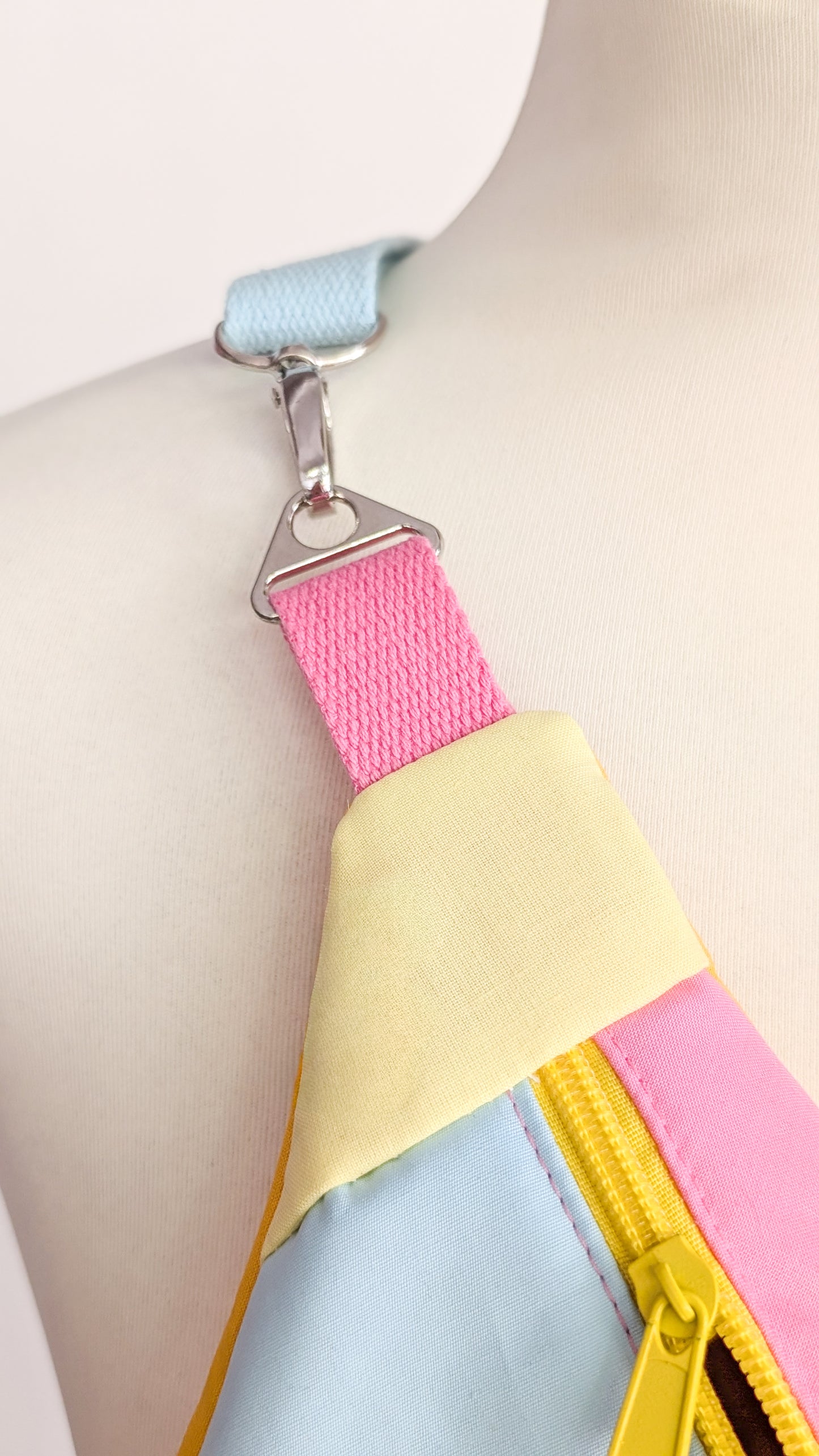 Bunte Pastell Zero Waste Daisy Bauchtasche Cross Body Einzelstück