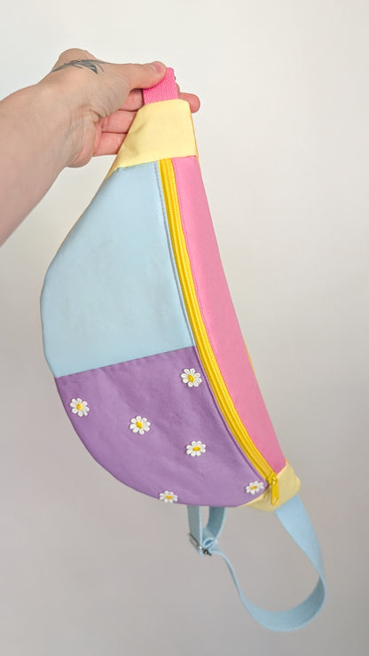 Bunte Pastell Zero Waste Daisy Bauchtasche Cross Body Einzelstück
