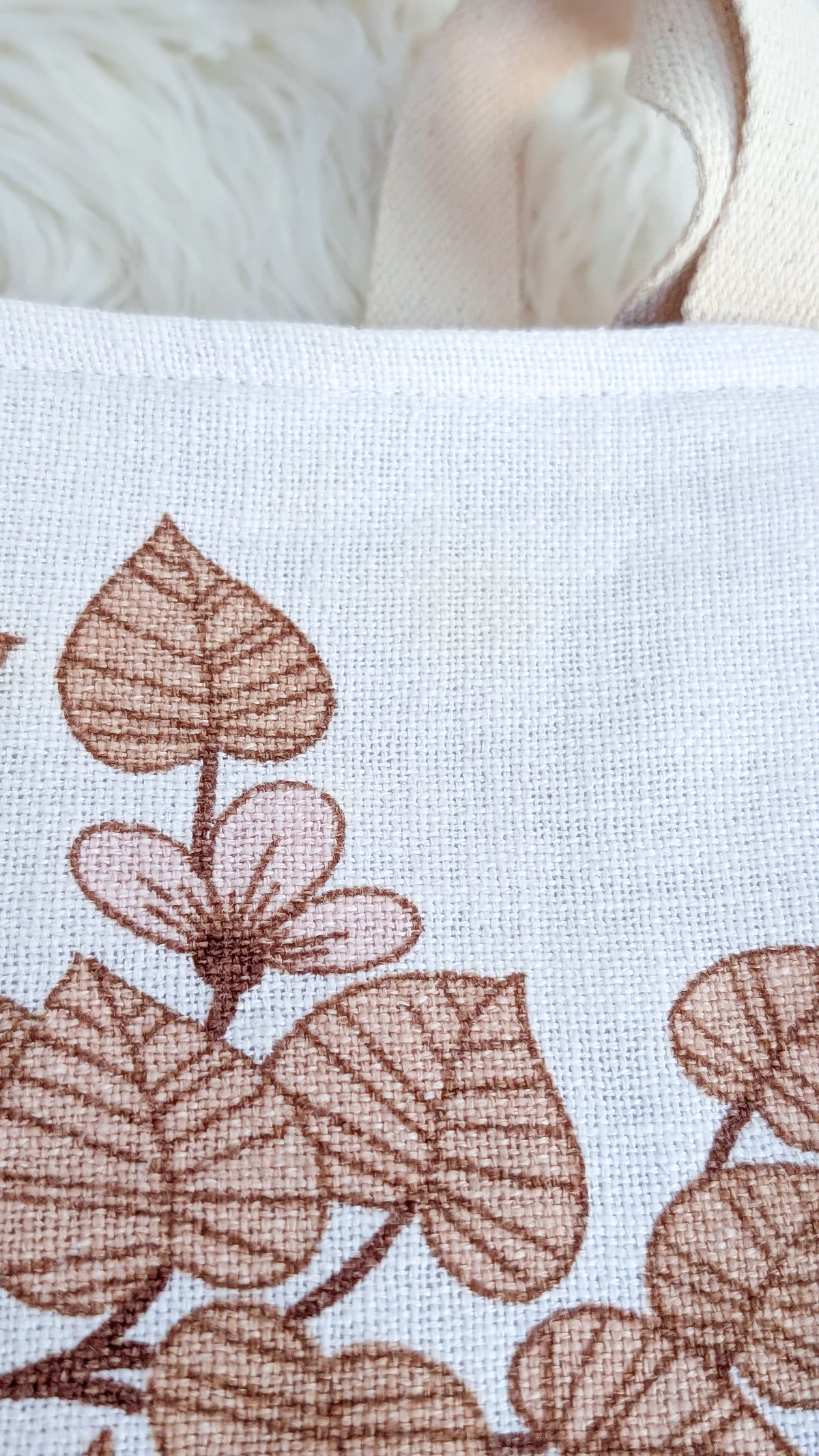 Upcycling Einkaufsbeutel Blätter & Herzen Einkaufstasche "Omi's Tischdecke"