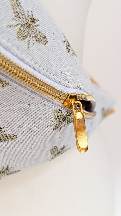 Edle Hipbag Bauchtasche Weiß/Gold Bienen